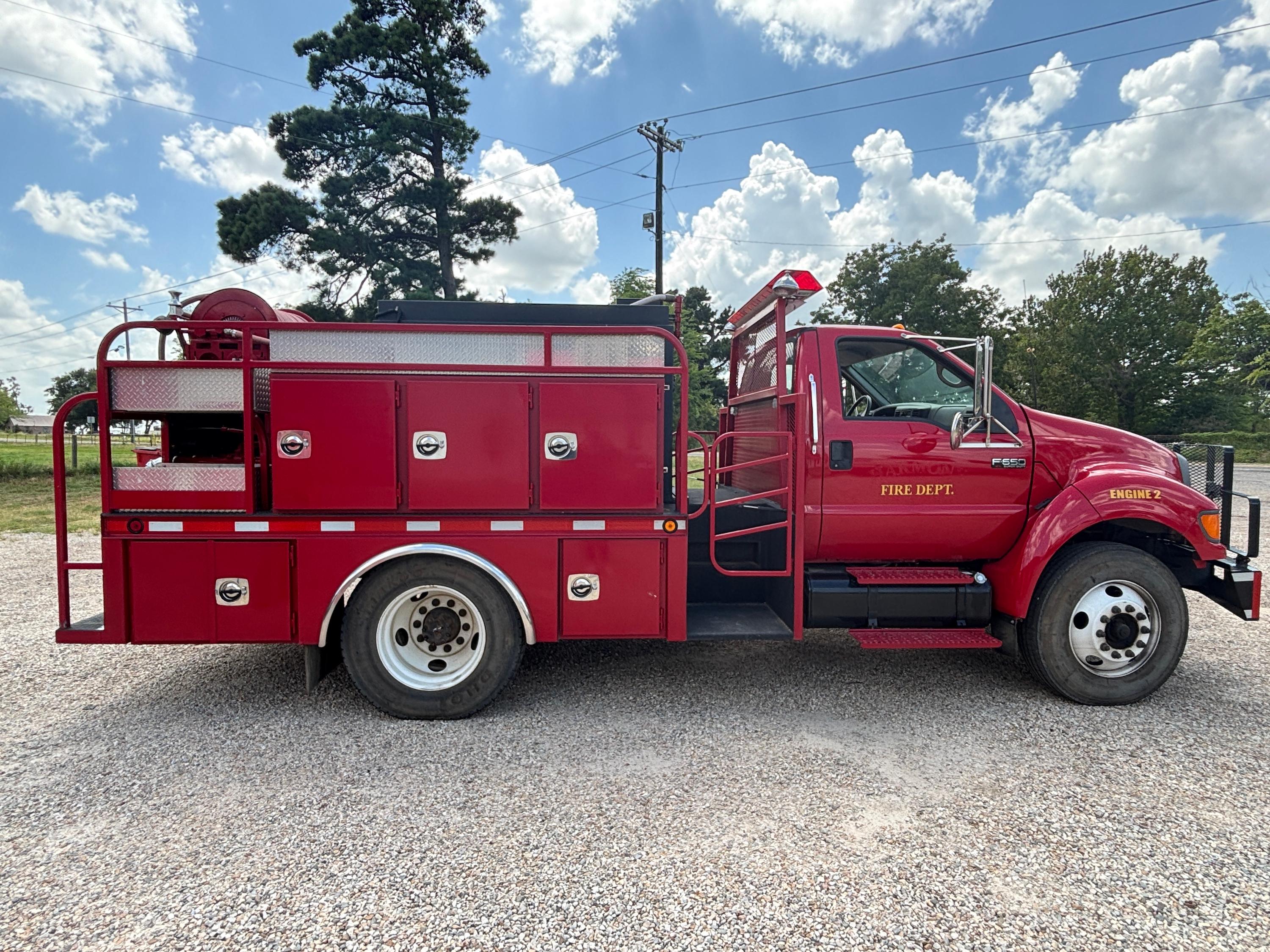 2004 Ford Brush Truck - image 6