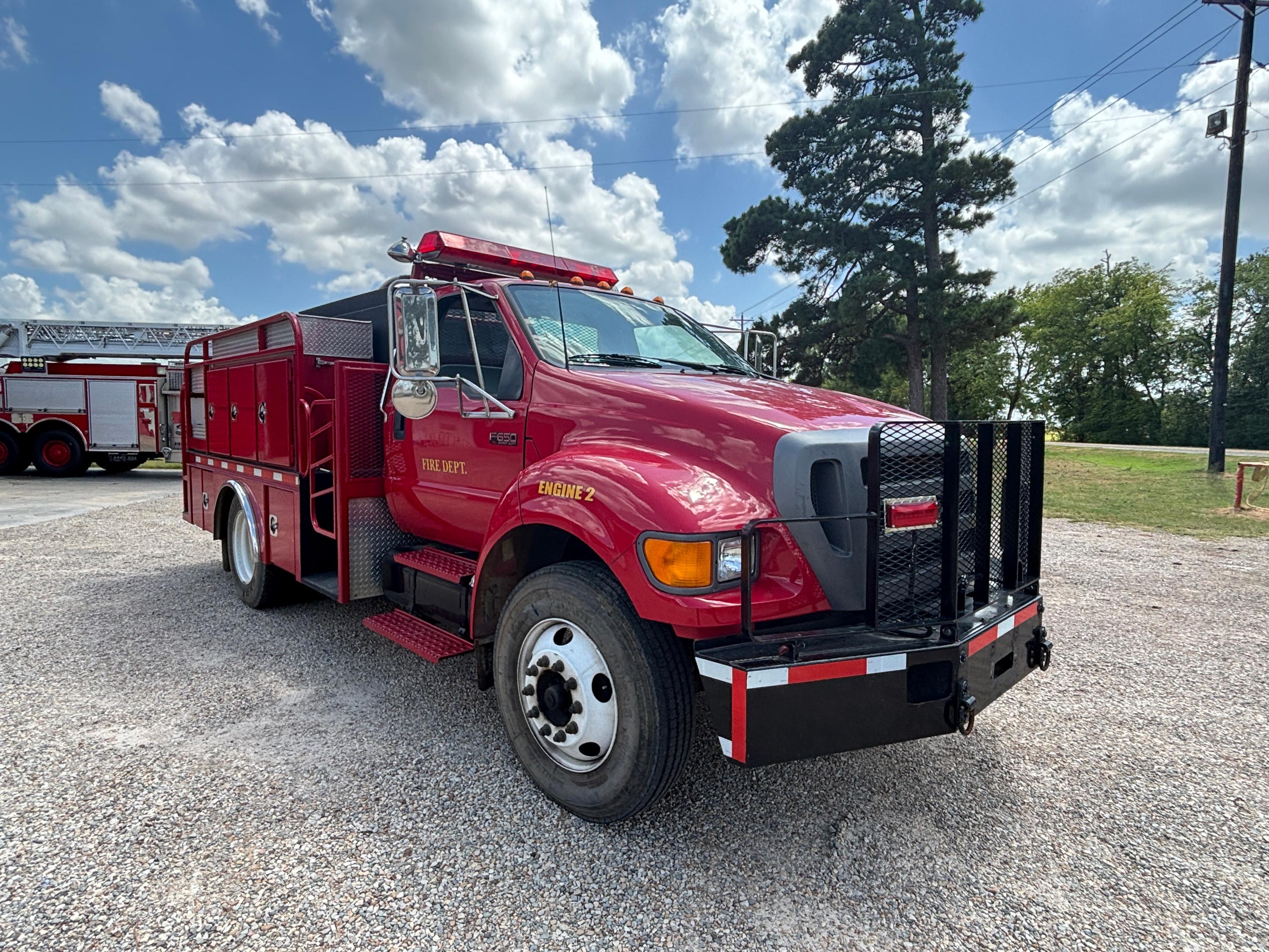 2004 Ford Brush Truck - image 7