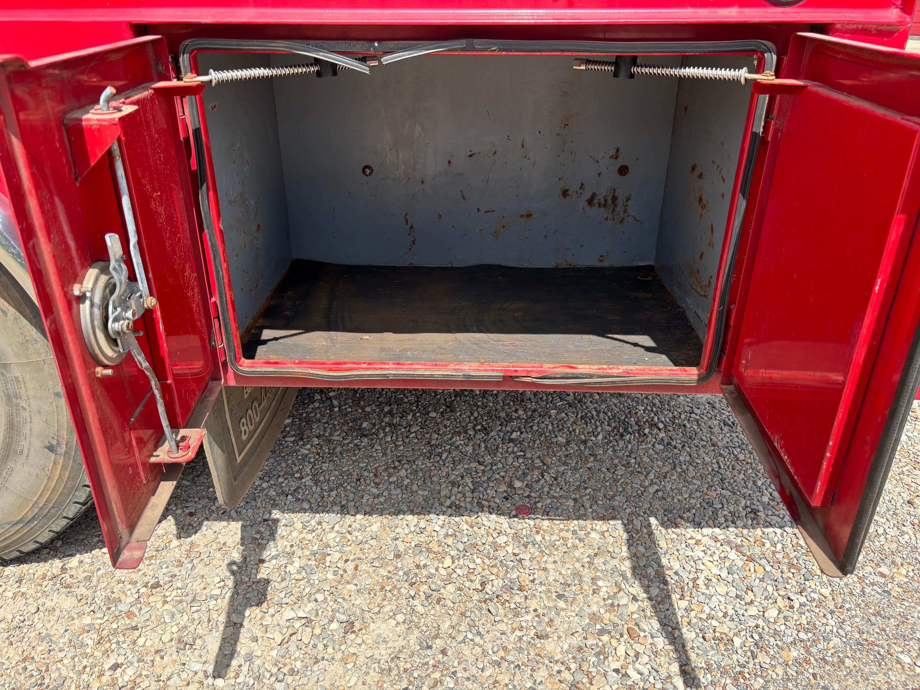 2004 Ford Brush Truck - image 20