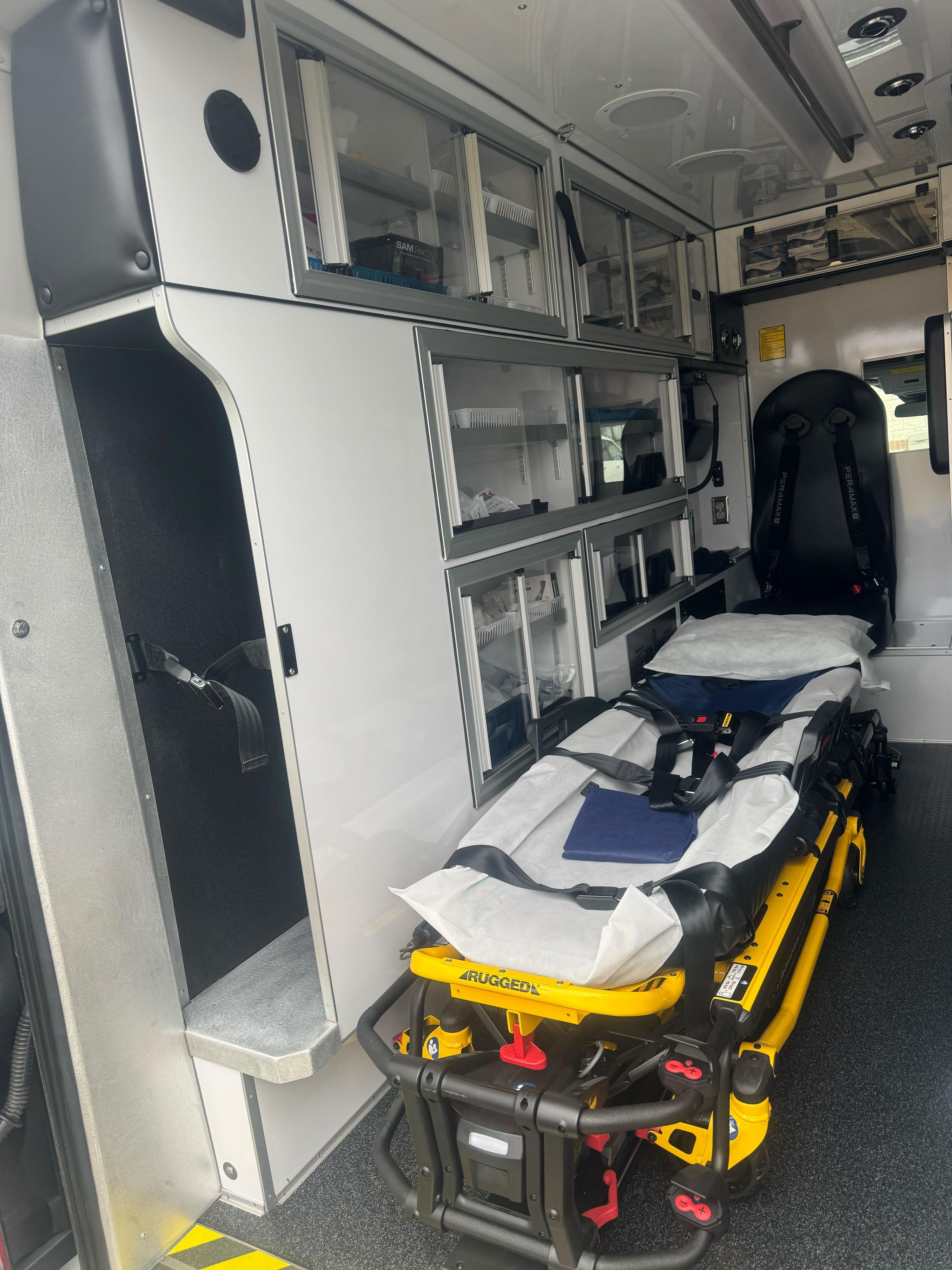 2023 AEV Ford Transit Type 2 Ambulance (includes Stryker Powerload) (786 miles) Ambulance - image 14