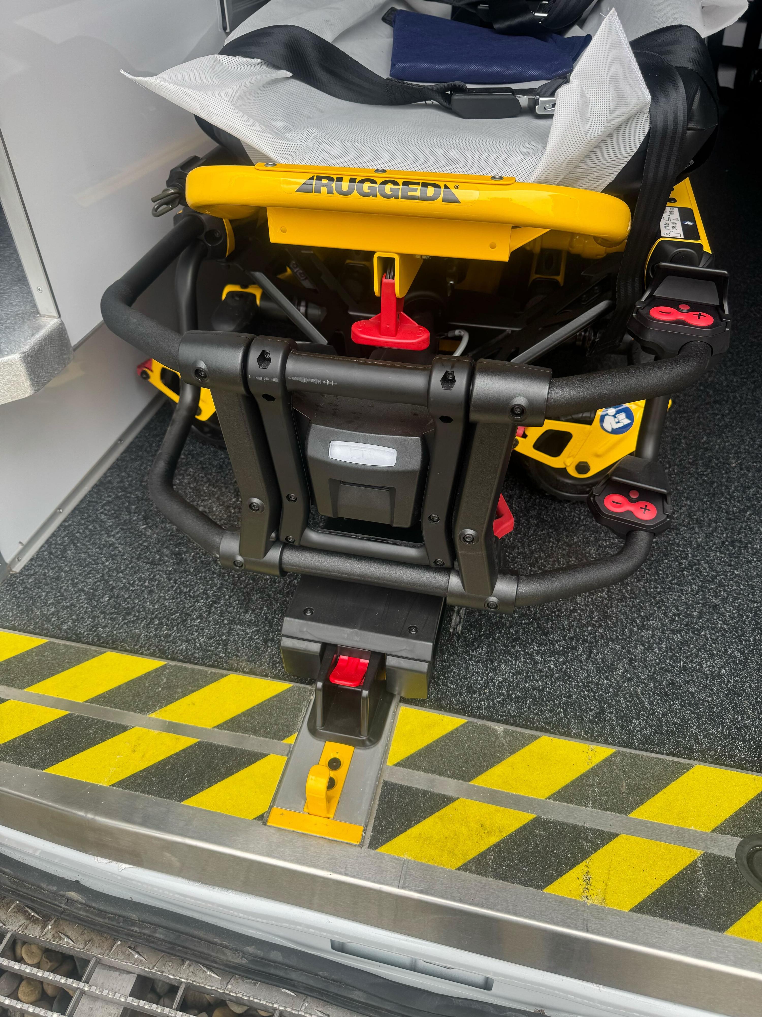 2023 AEV Ford Transit Type 2 Ambulance (includes Stryker Powerload) (786 miles) Ambulance - image 17