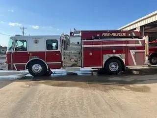 2002 E-One Pumper - image 3