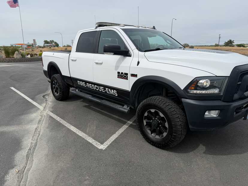 2018 Ram 4x4 Command Unit — photo 3