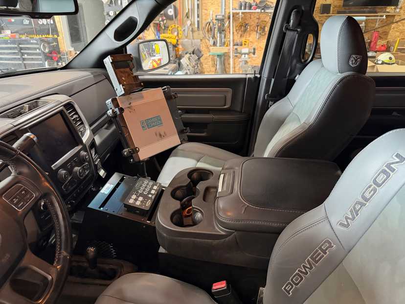 2018 Ram 4x4 Command Unit — photo 7