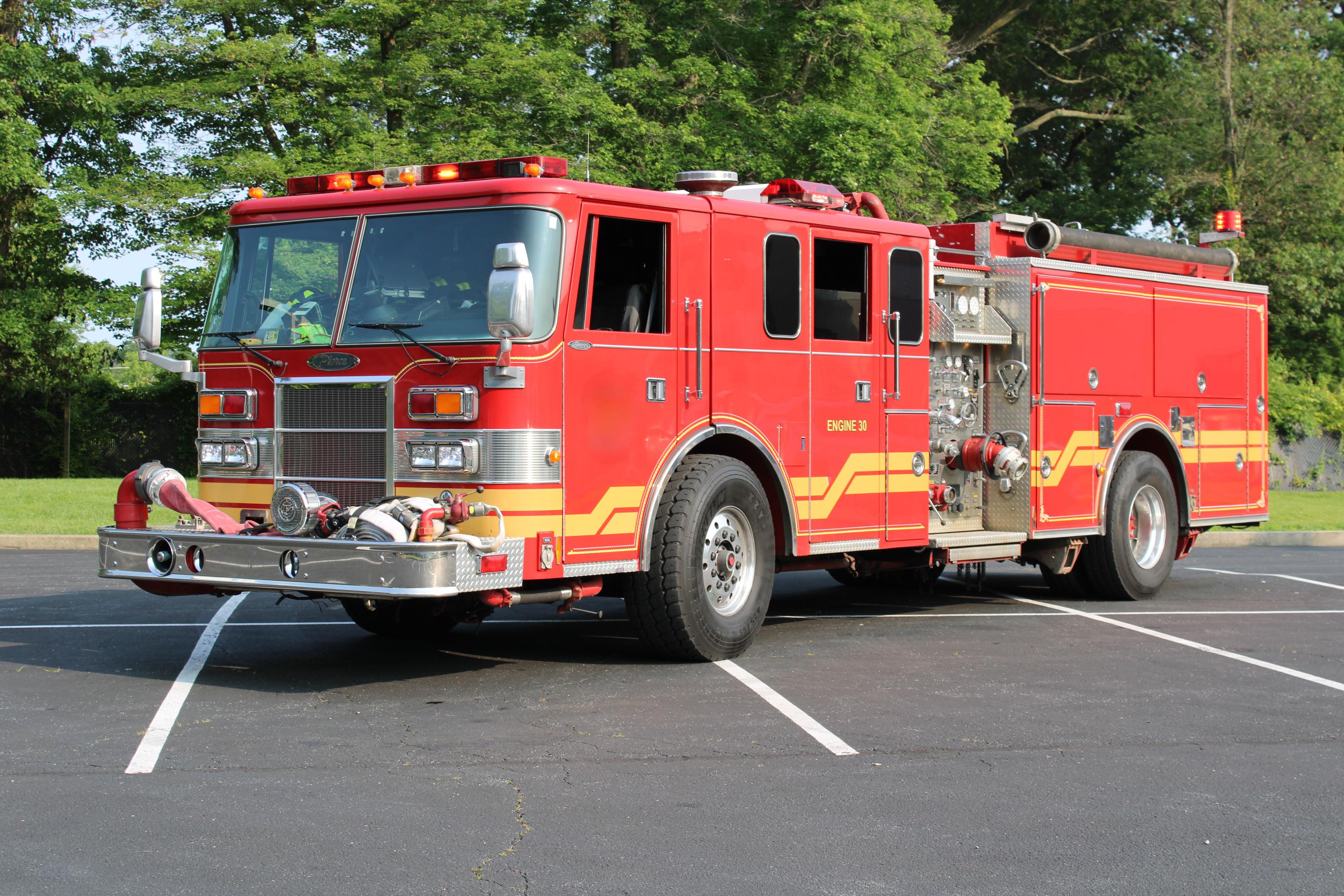 1995 Pierce Lance Pumper - image 1
