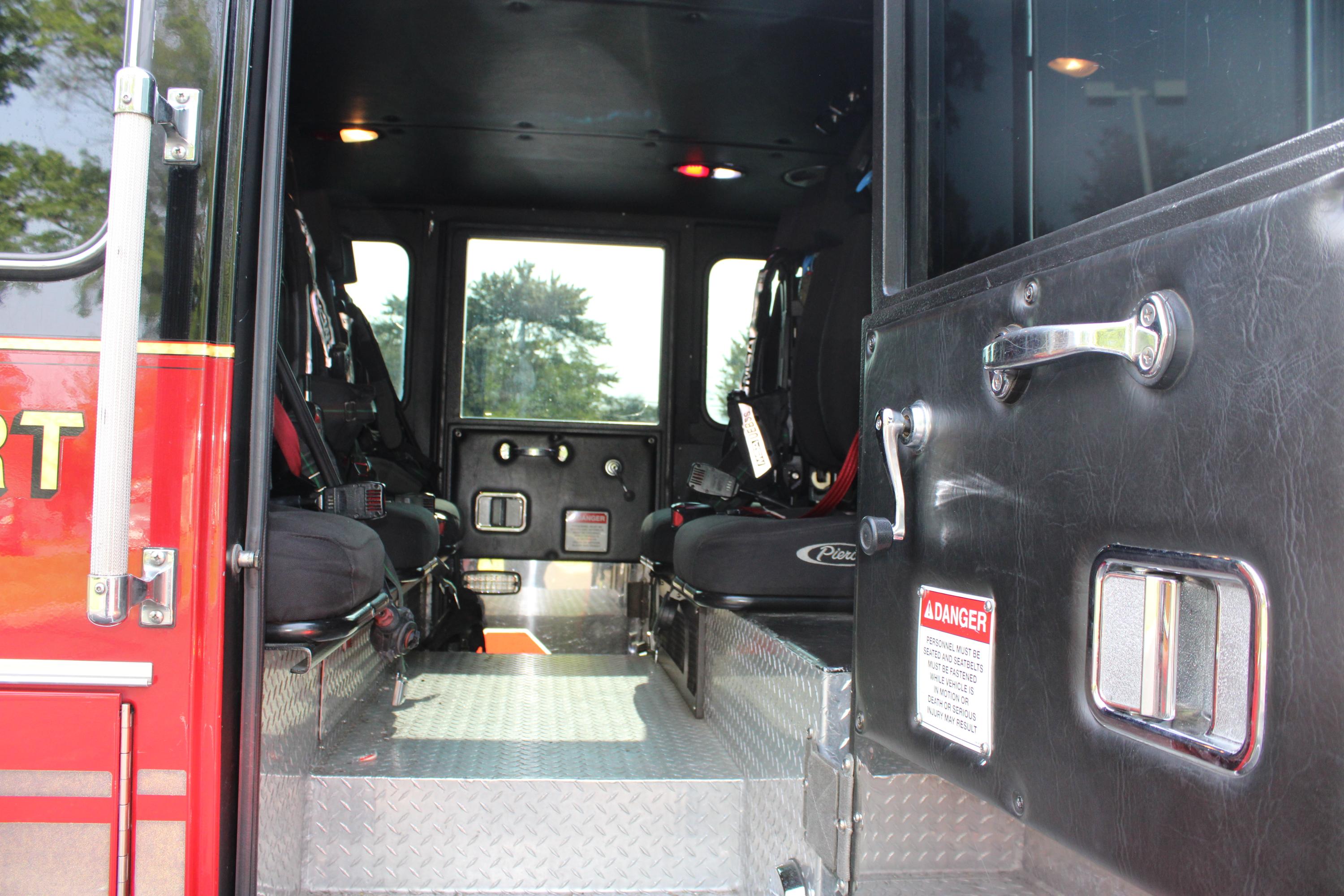 1993 Pierce Lance 54' Telesquirt - image 22