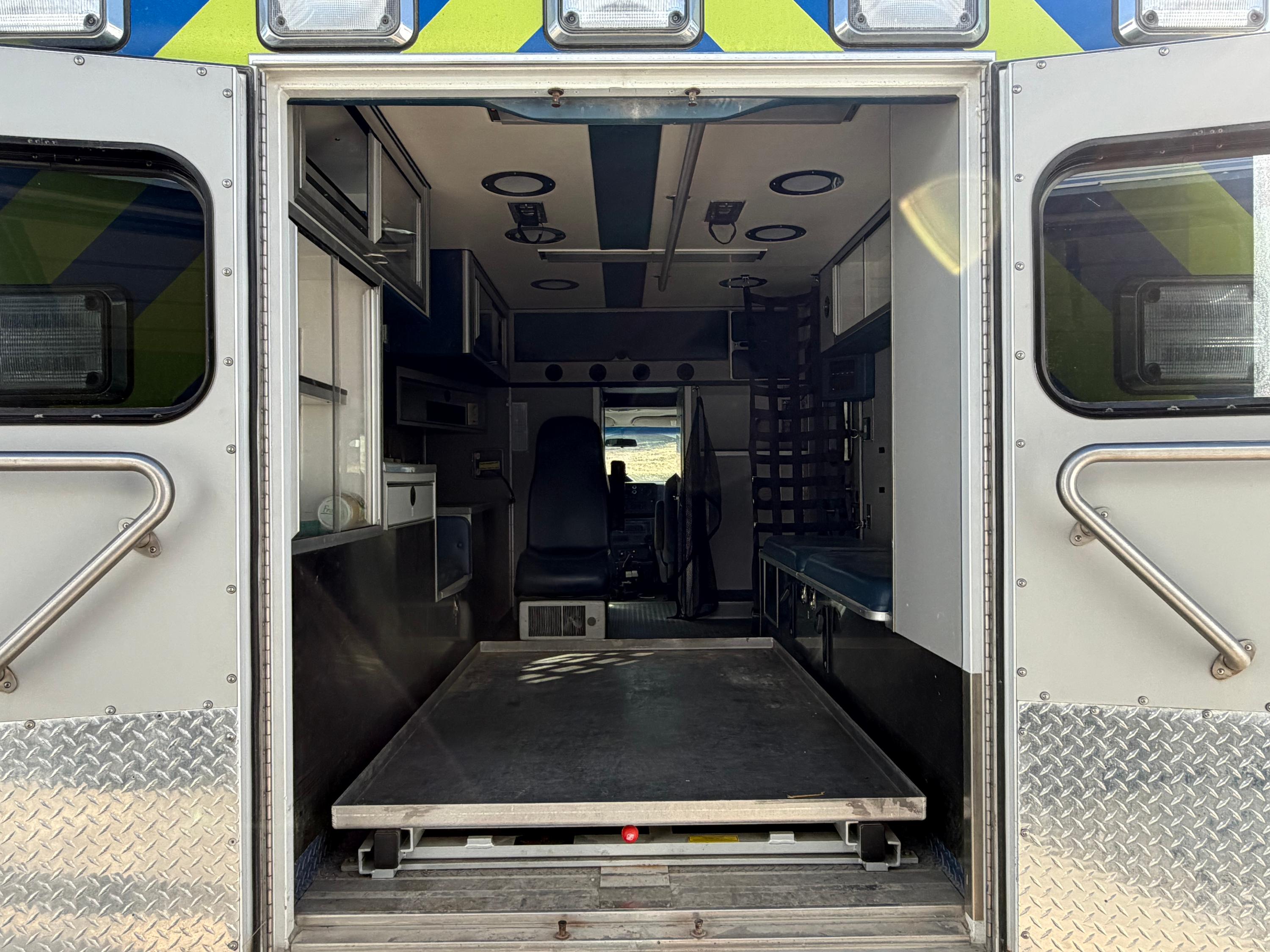 2014 Osage Ford Type III Ambulance - image 6