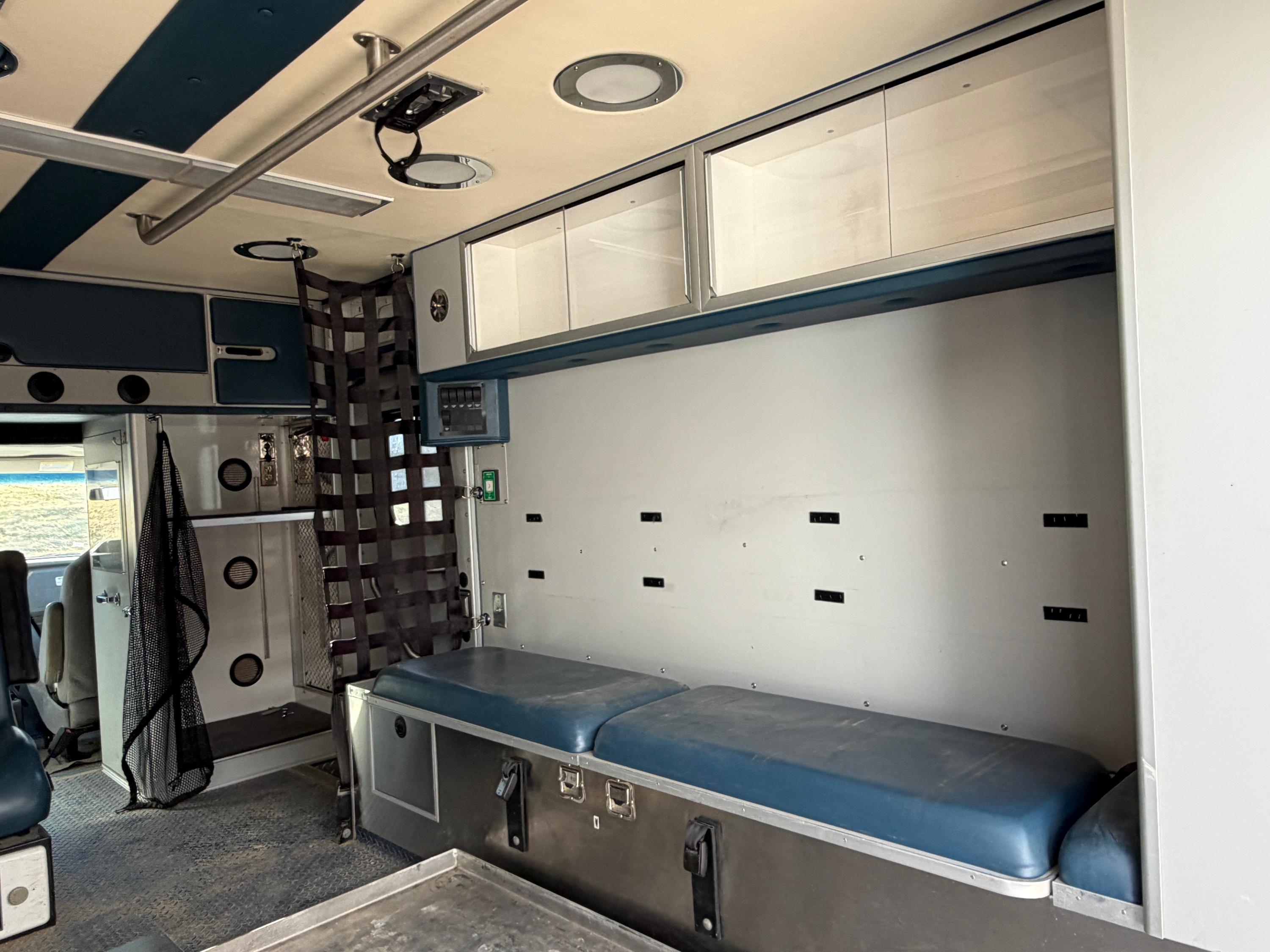 2014 Osage Ford Type III Ambulance - image 9