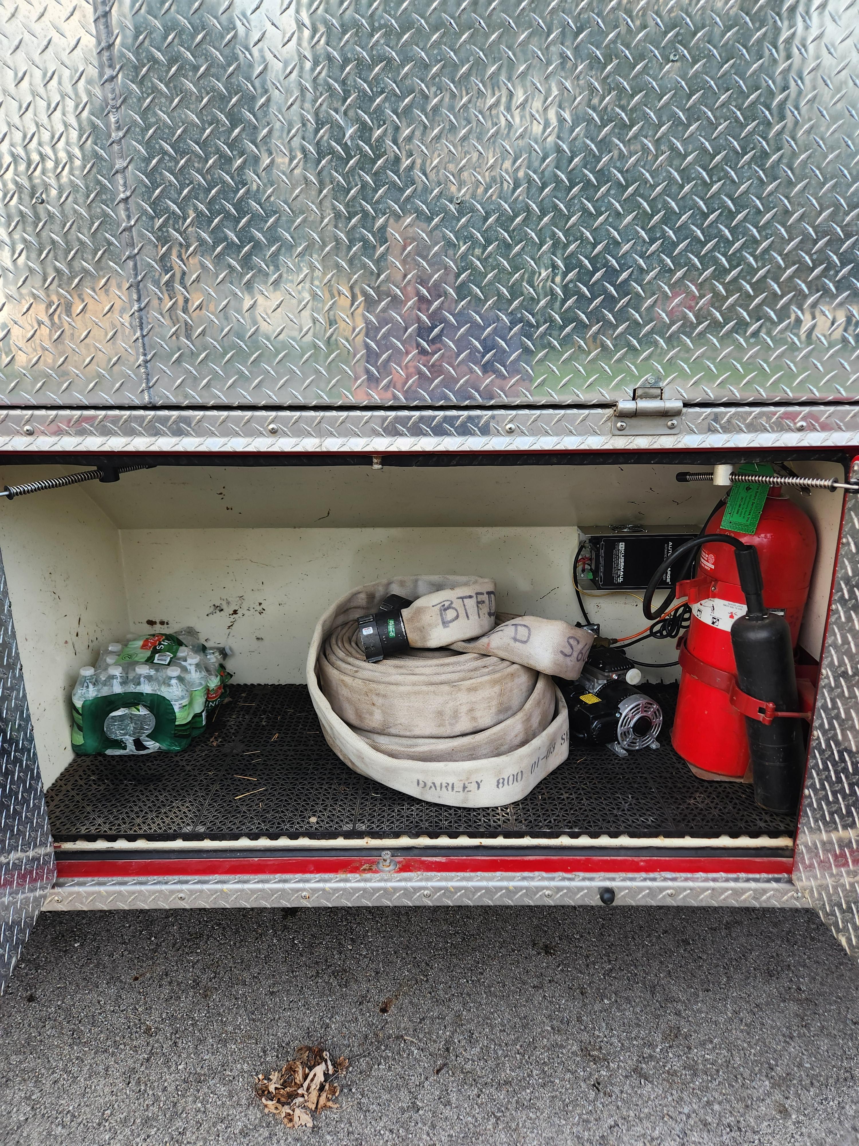 2004 Chevrolet C7500 Tanker - image 15