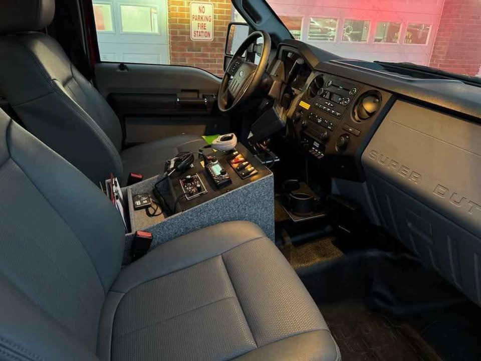 2015 Ford F-550 4x4 Mini Pumper/Brush Truck 175/300/25 - image 9