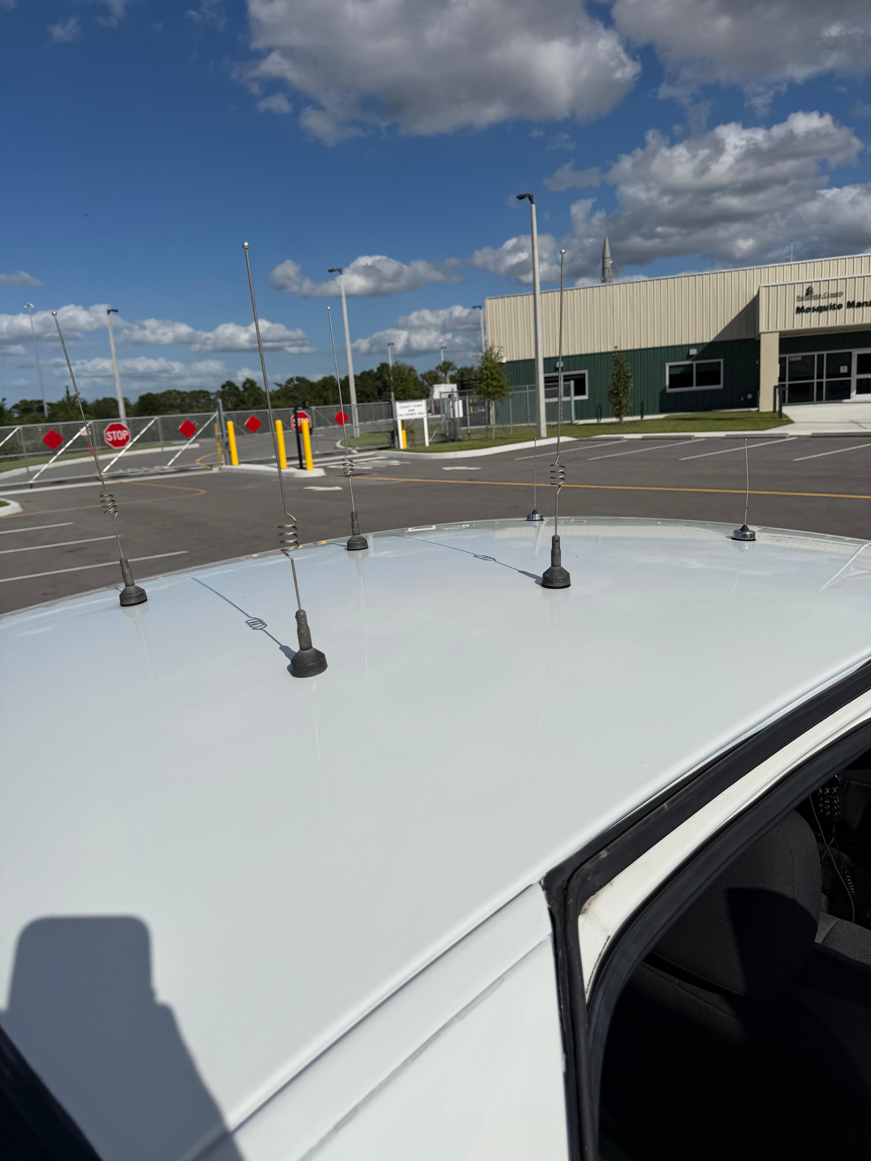 2005 Ford Crown Victoria Command Unit - image 24