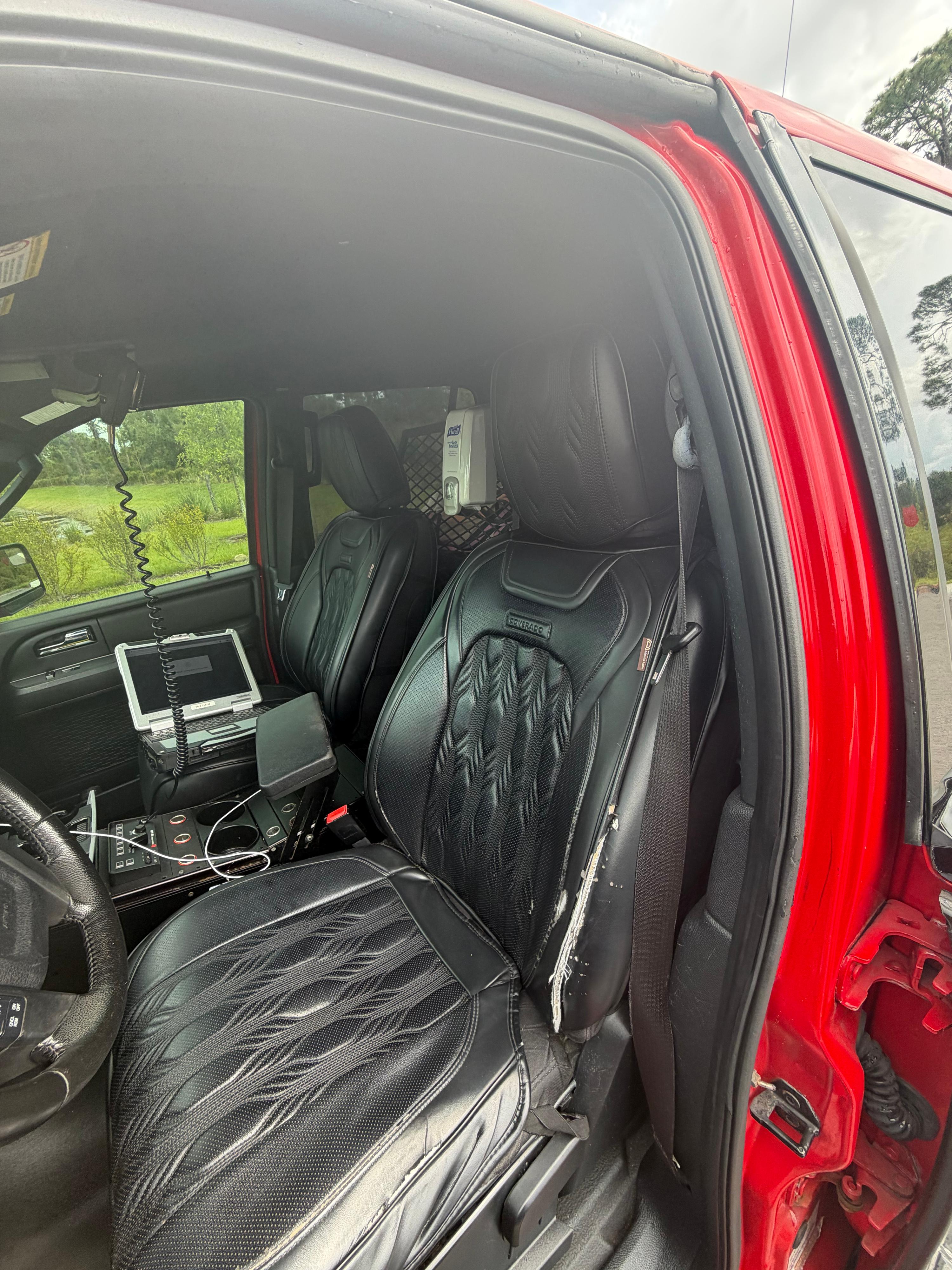 2015 Ford Expedition el 4x4 Command Unit - image 15