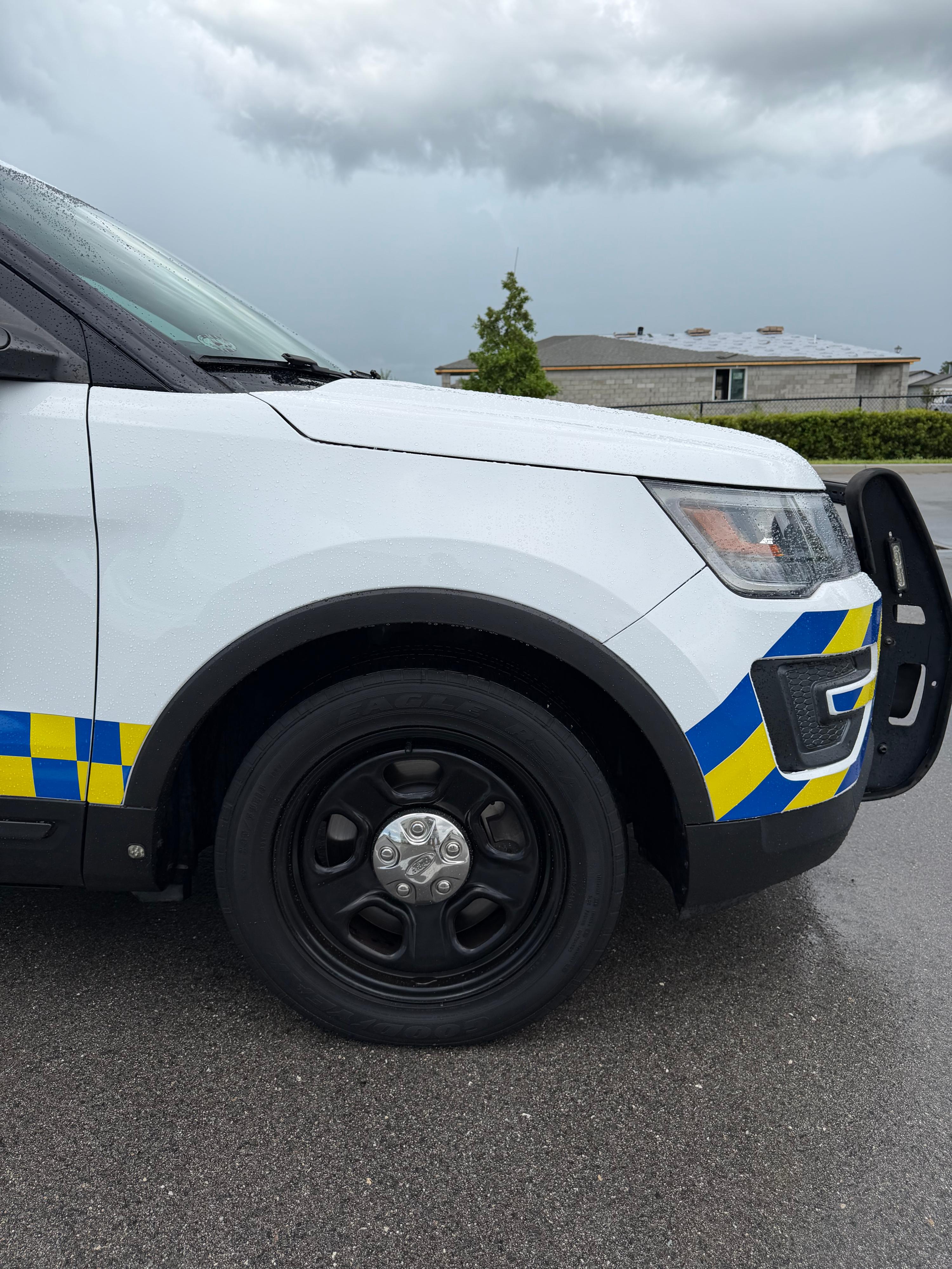 2017 Ford Explorer 4x4 Command Unit - image 6