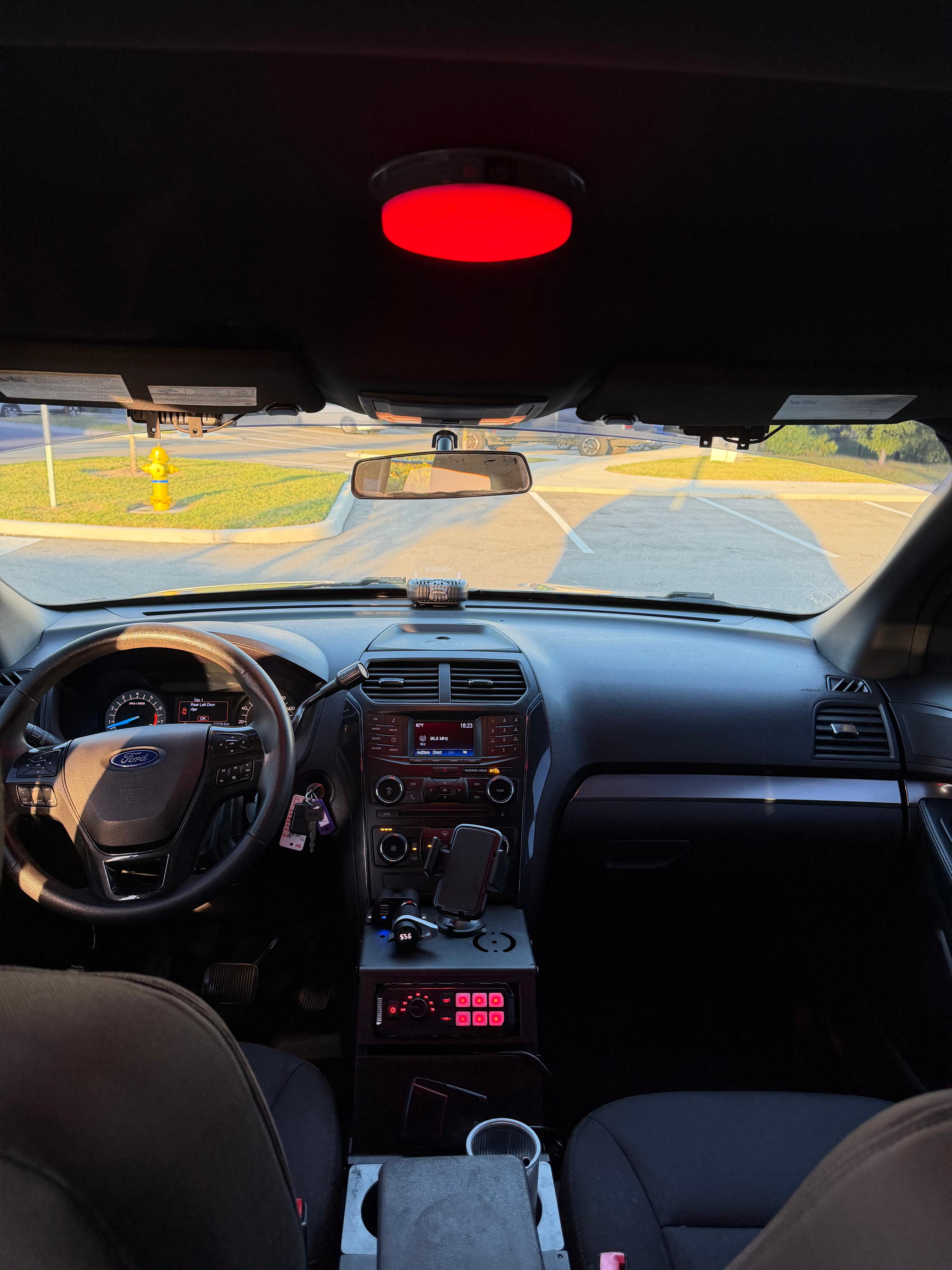 2017 Ford Explorer 4x4 Command Unit - image 17