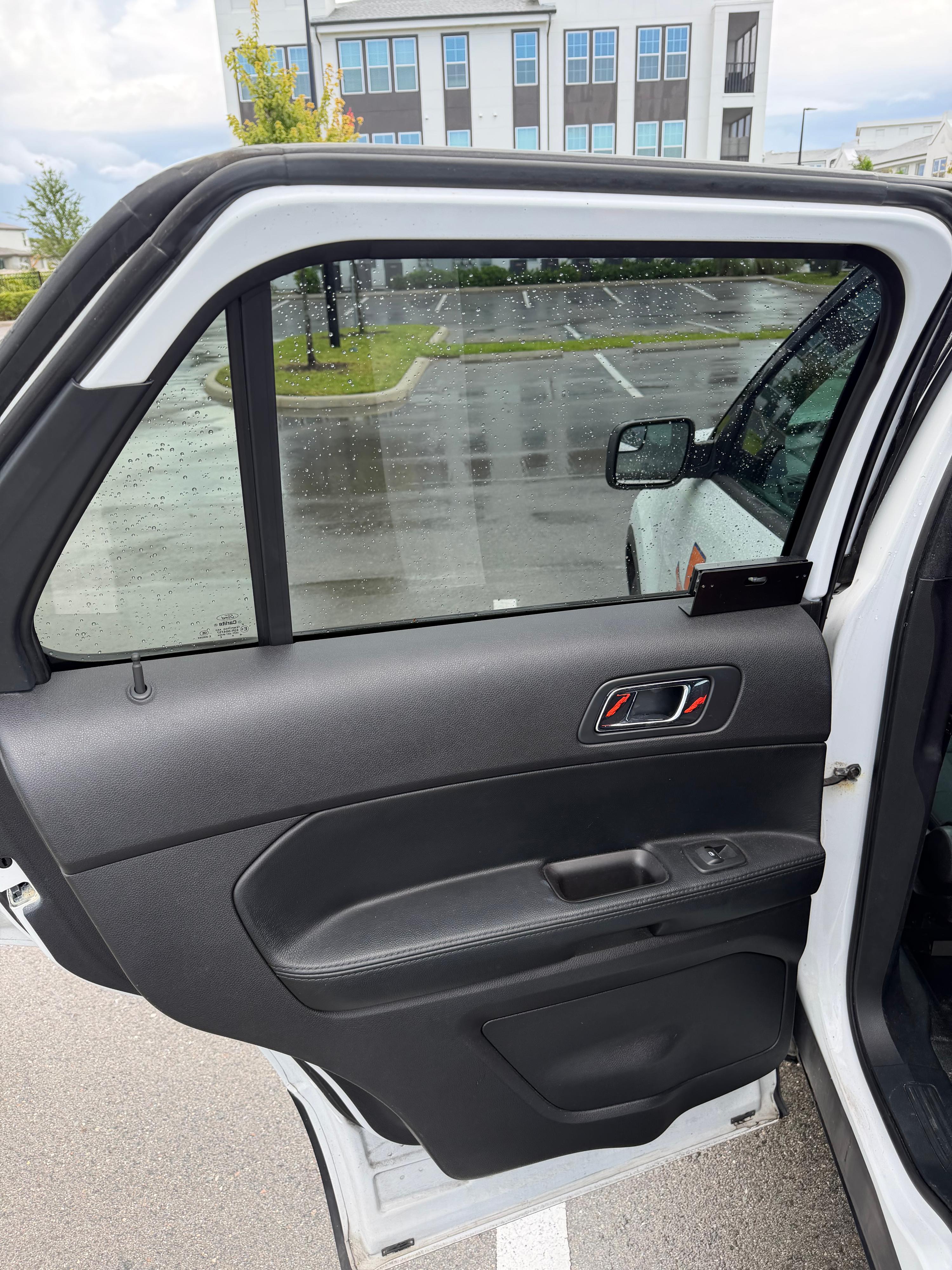 2017 Ford Explorer 4x4 Command Unit - image 11