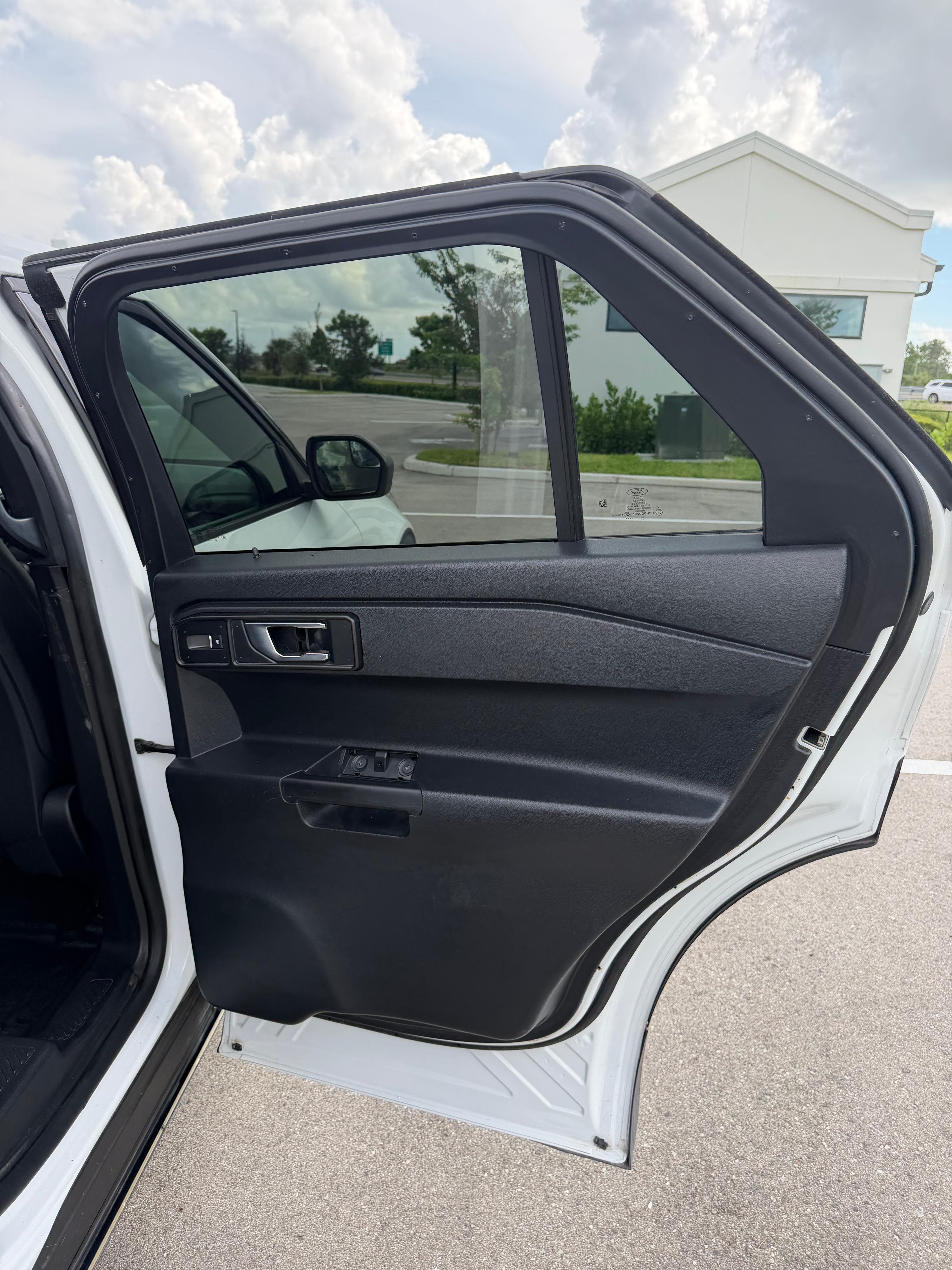 2020 Ford Explorer 4x4 Command Unit - image 12