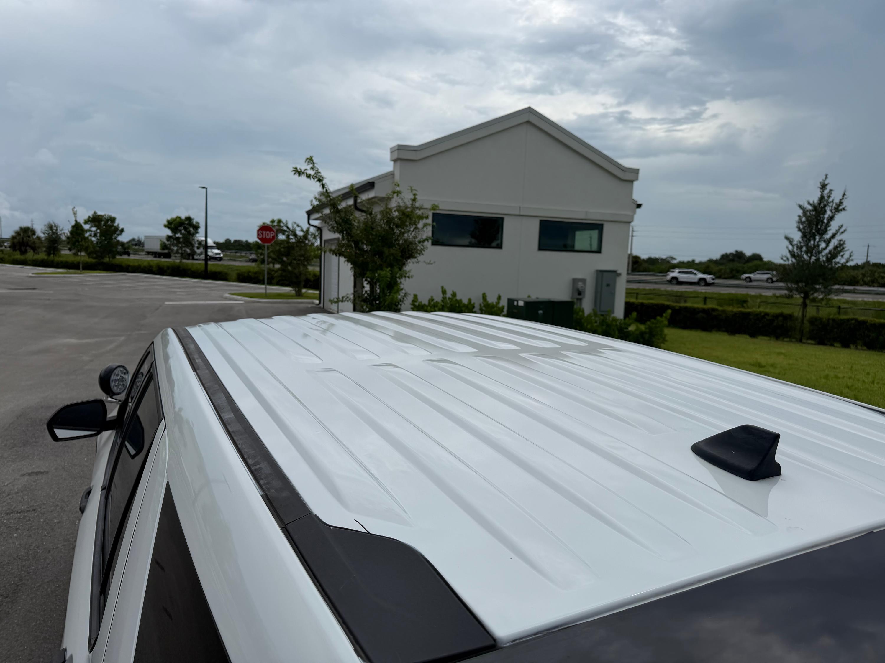 2022 Ford Explorer 4x4 Command Unit - image 13