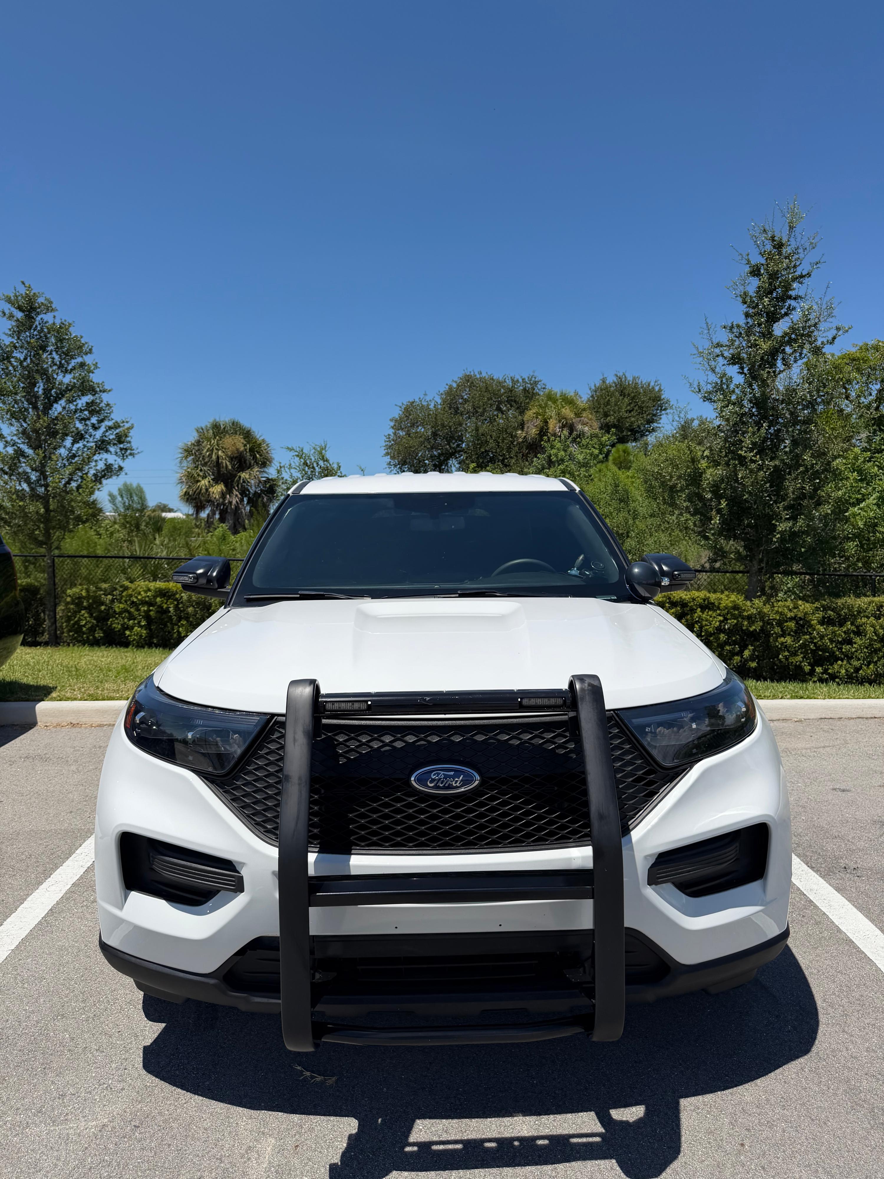 2022 Ford Explorer 4x4 Command Unit - image 6