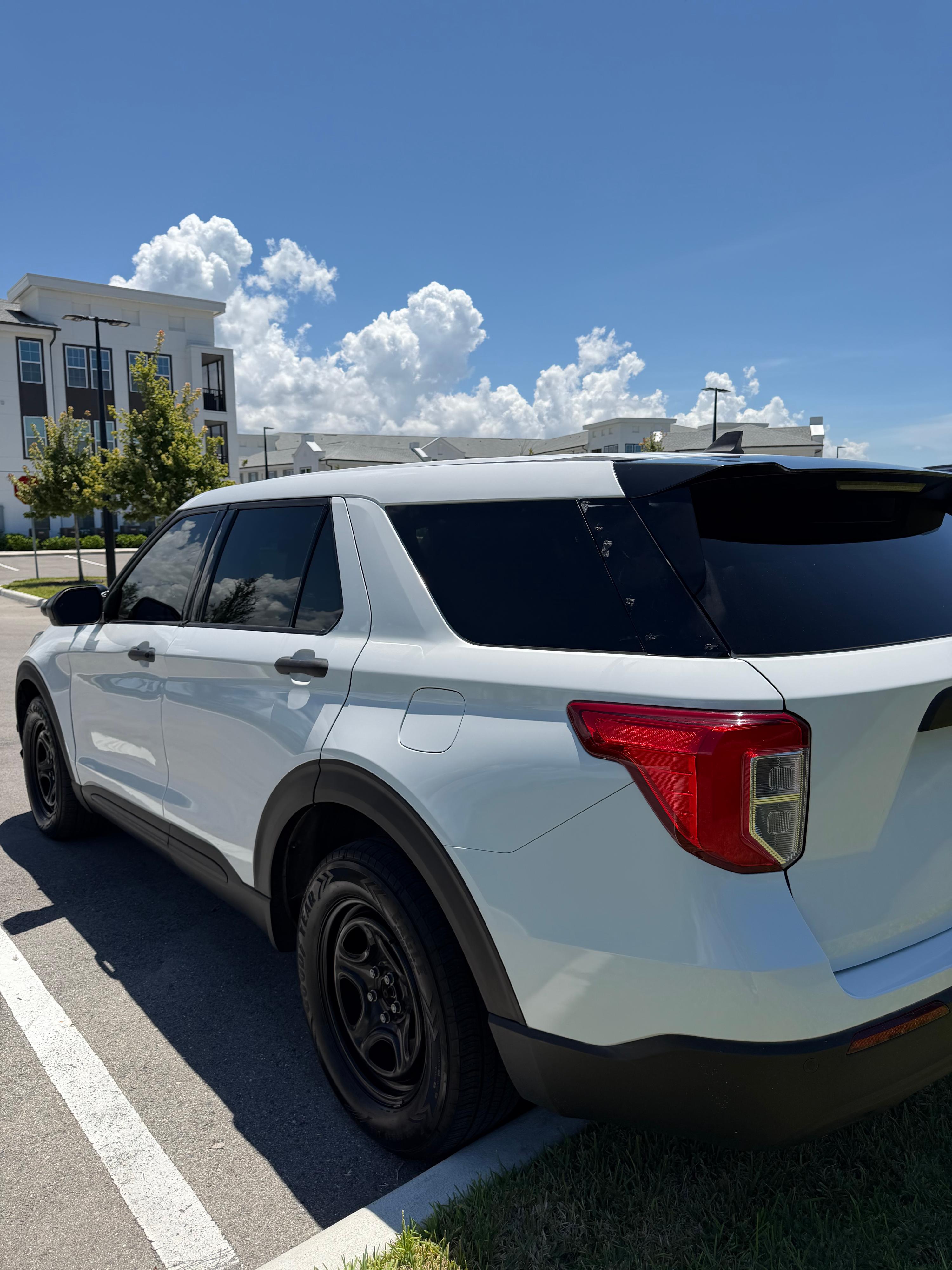 2022 Ford Explorer 4x4 Command Unit - image 19