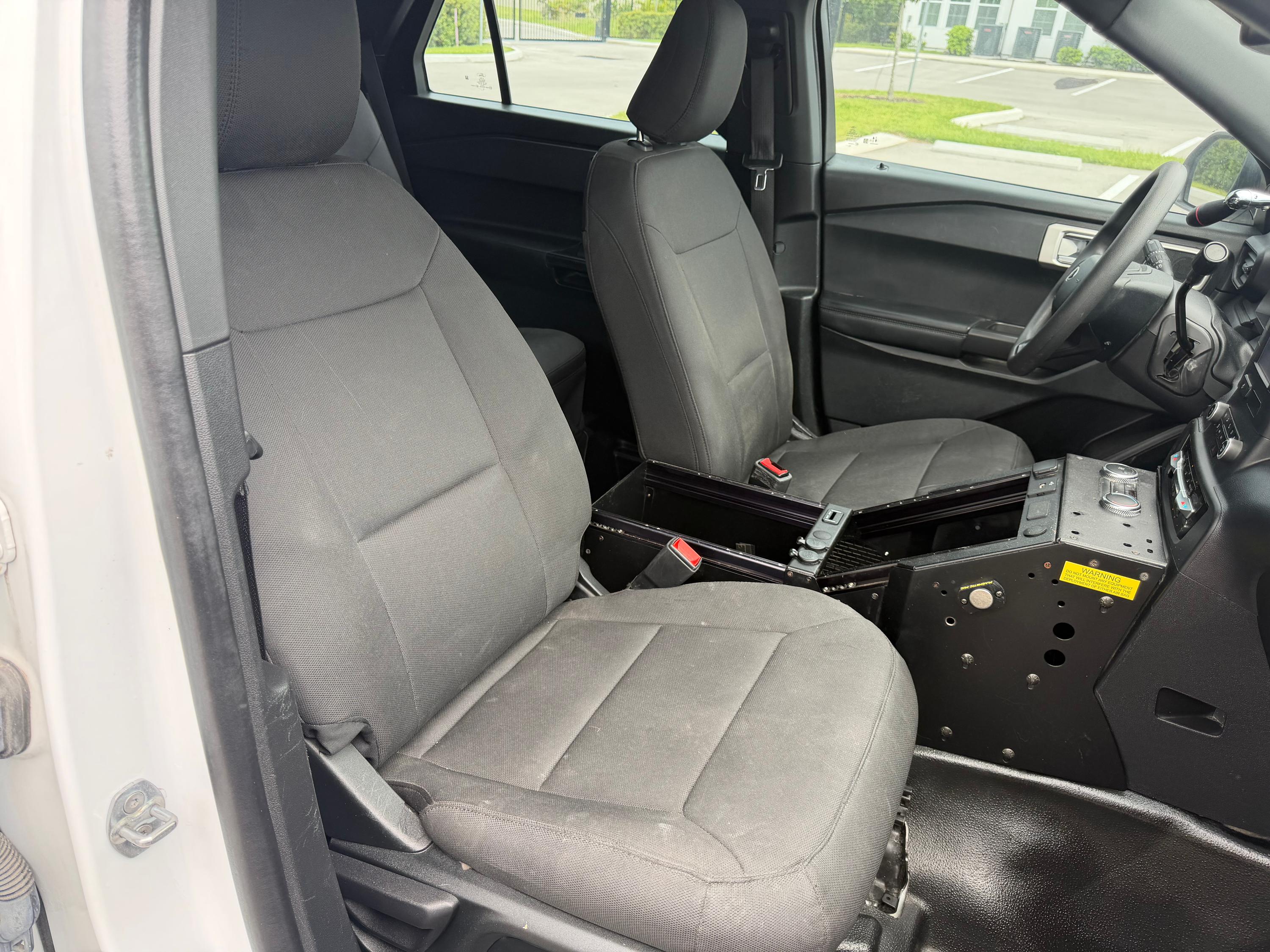 2022 Ford Explorer 4x4 Command Unit - image 19