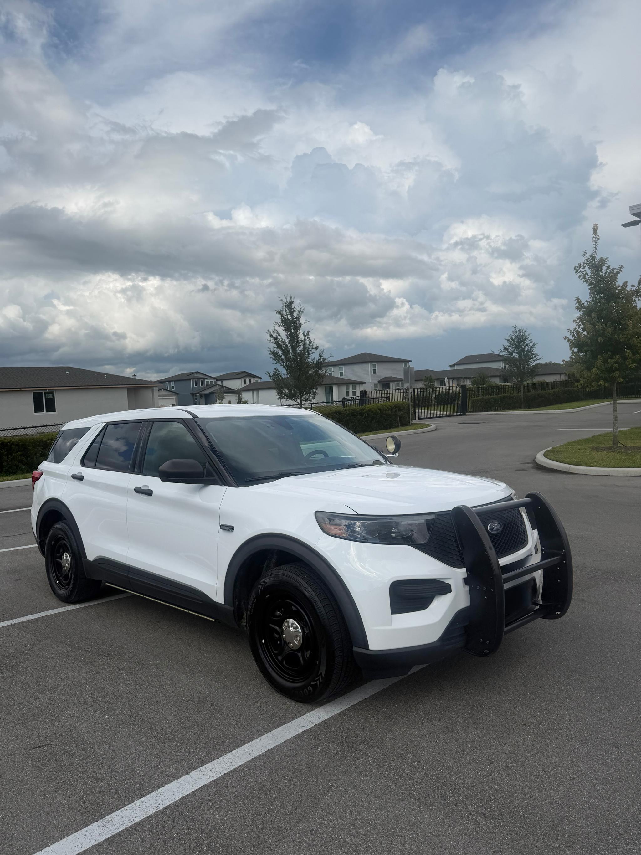2020 Ford Explorer 4x4 Command Unit - image 4