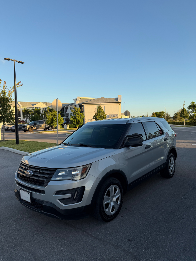 2017 Ford Explorer 4x4 Command Unit