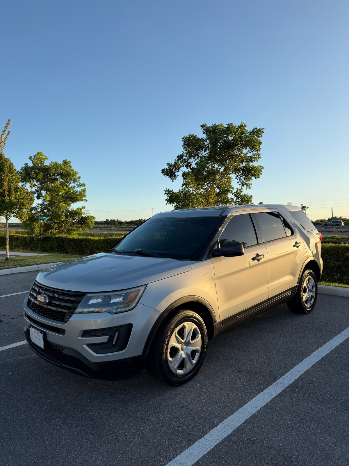 2017 Ford Explorer 4x4 Command Unit - image 4