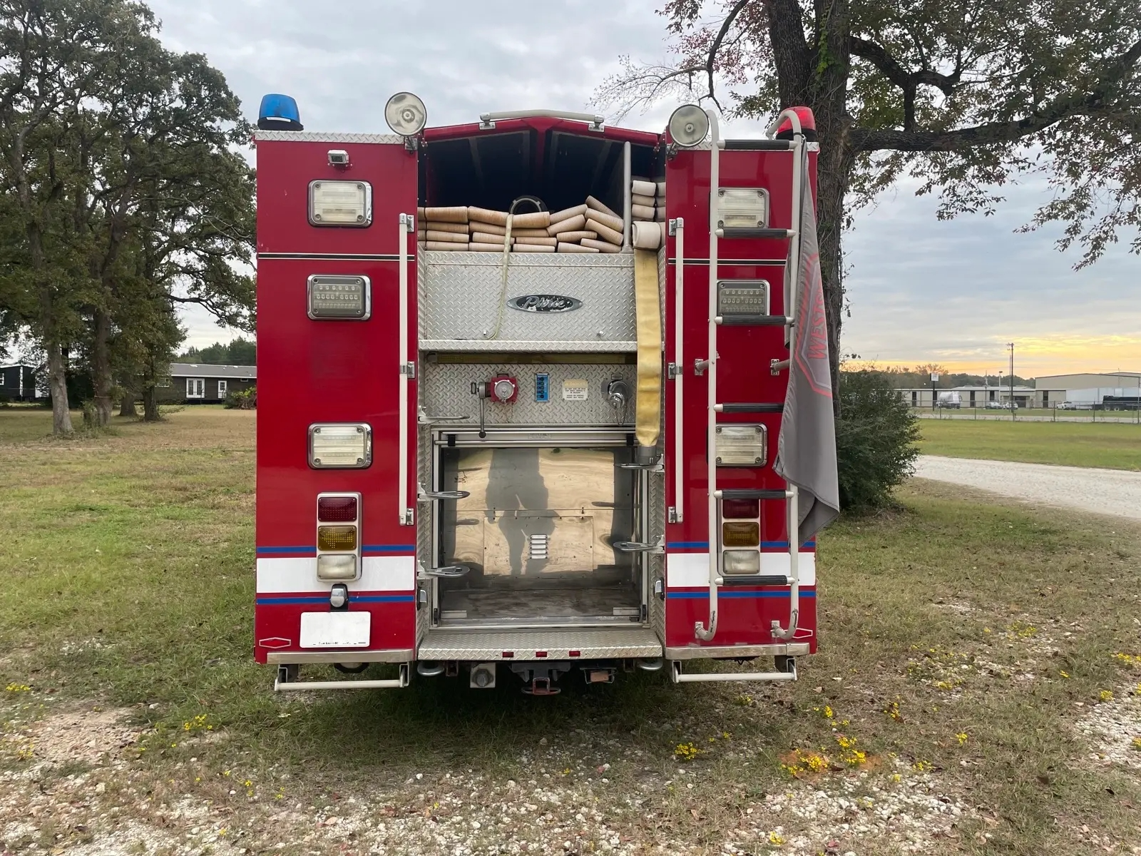 2002 Pierce Pumper - image 2