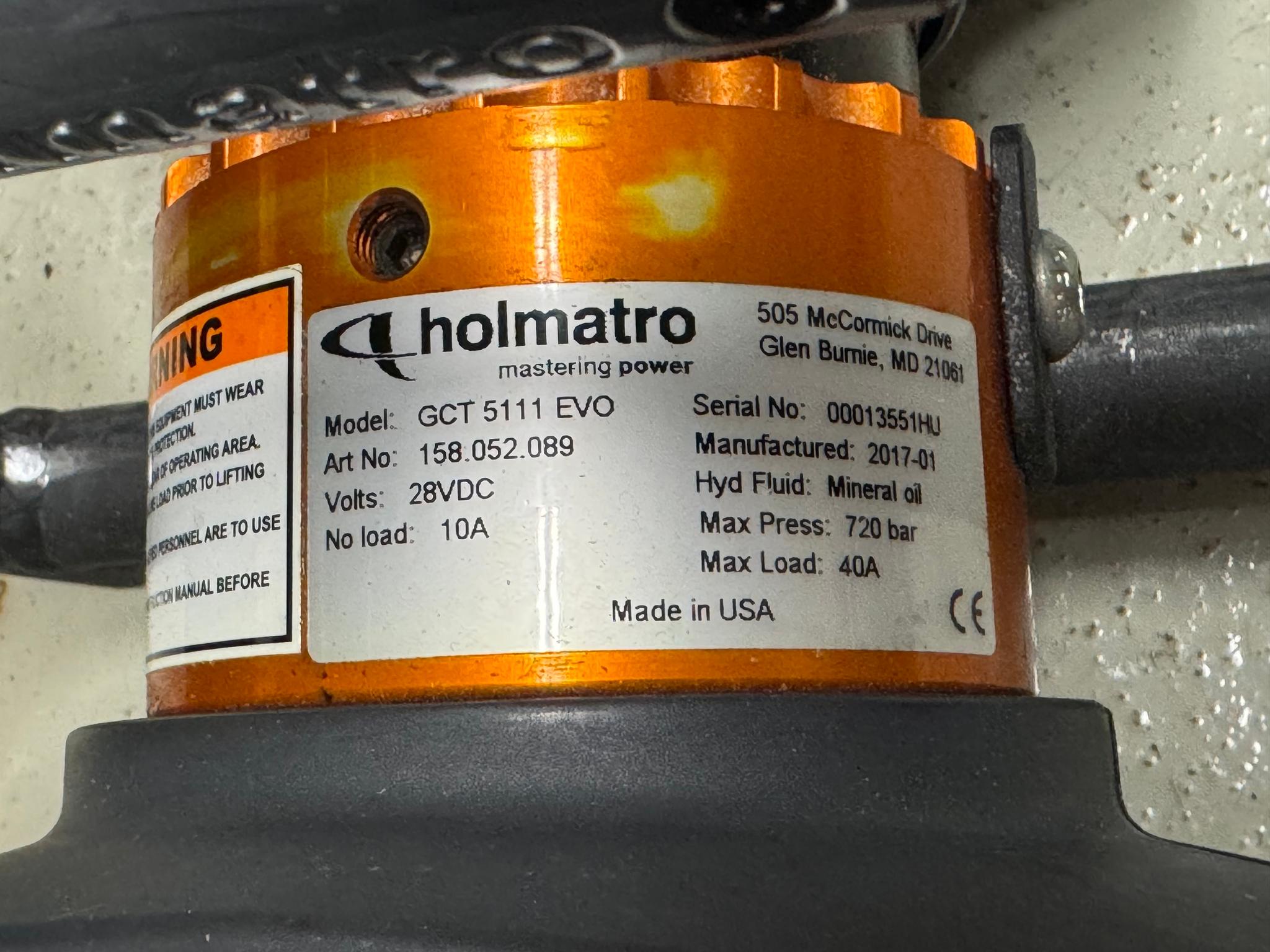 Holmatro GCT 5111 EVO Battery Combi Tool Package (2x BPA 286 Batteries, BCH 2 Charger, Apparatus Mount) - image 2