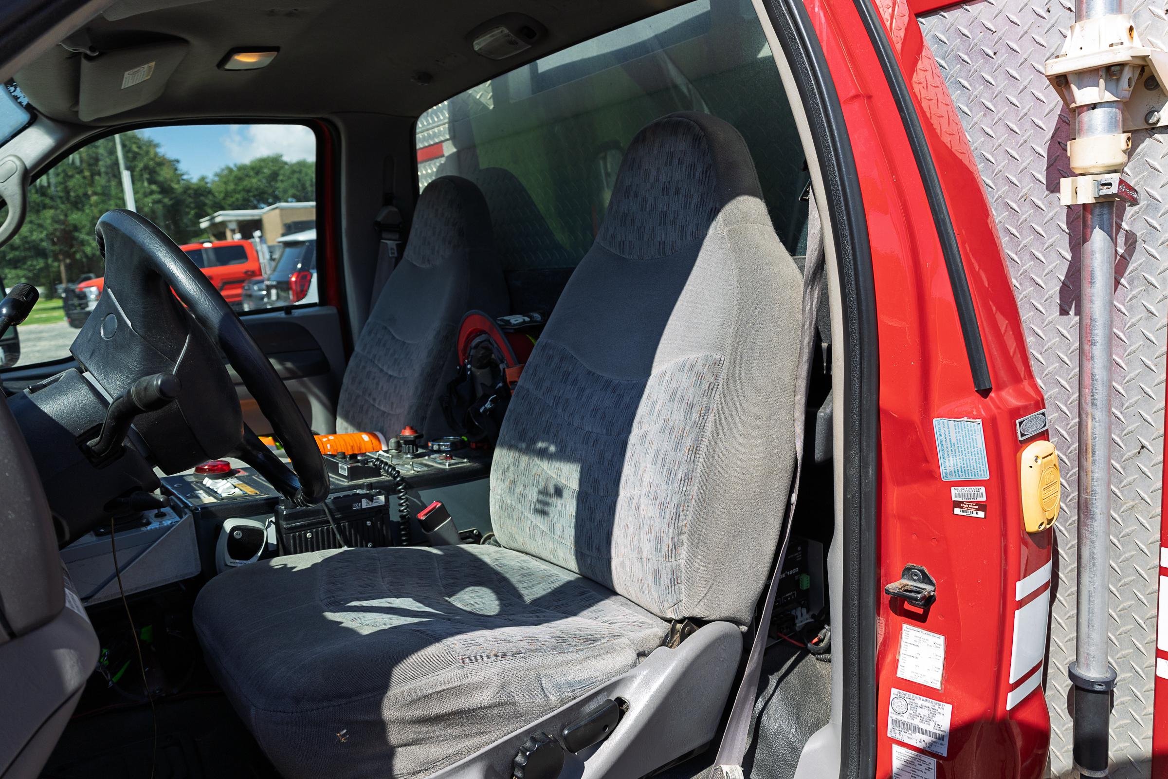 2000 E-One Ford 4x4 Light Rescue - image 16