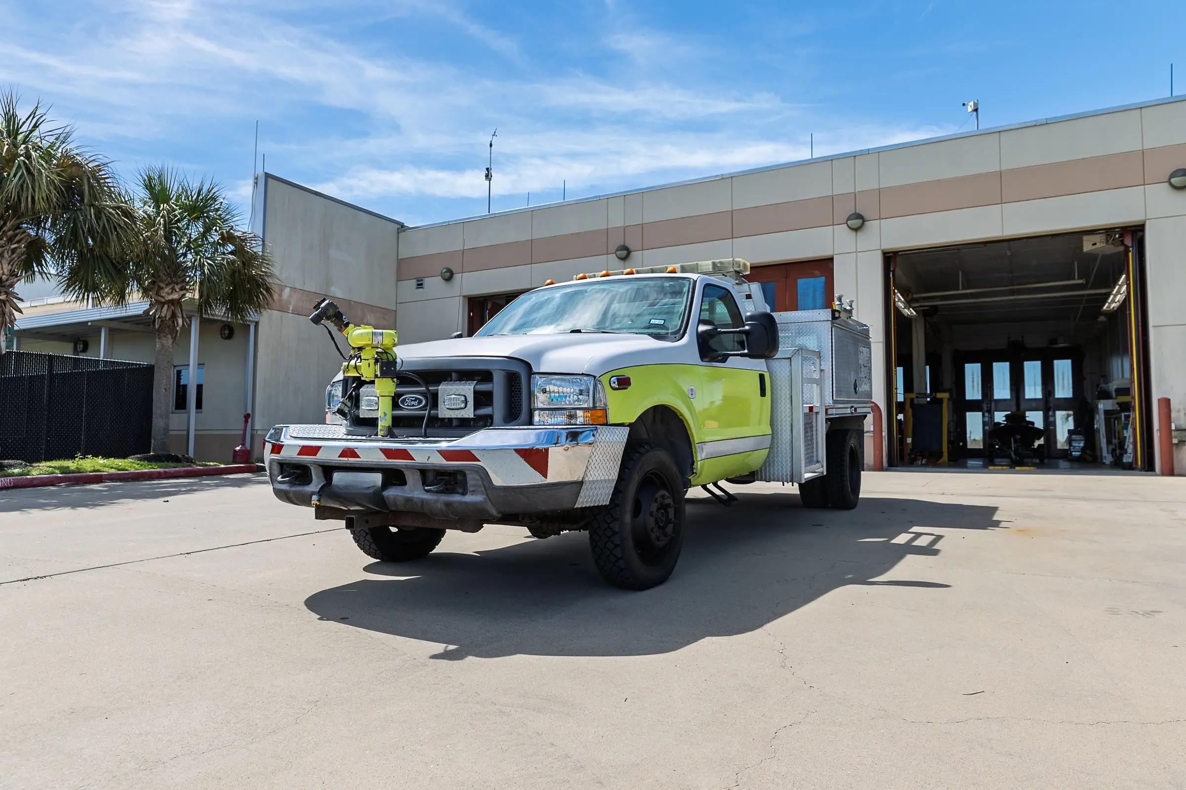 2004 Ferrara Ford Brush Truck - image 6