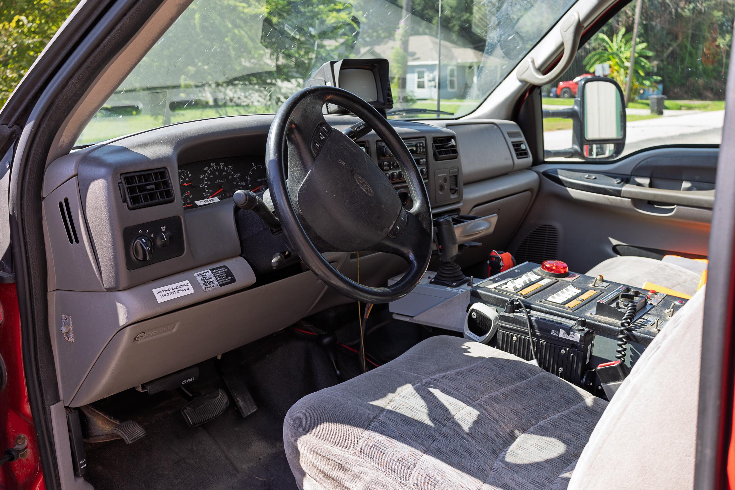 2000 E-One Ford 4x4 Light Rescue - image 12