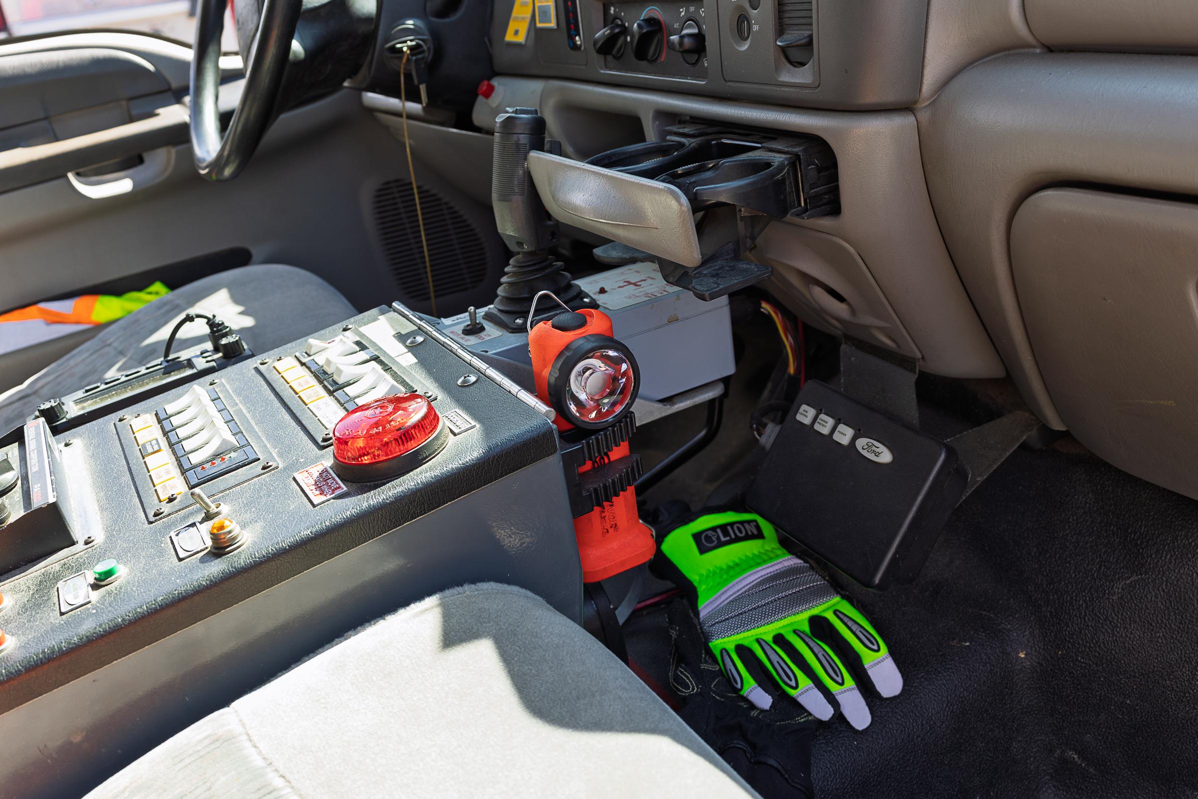2000 E-One Ford 4x4 Light Rescue - image 25