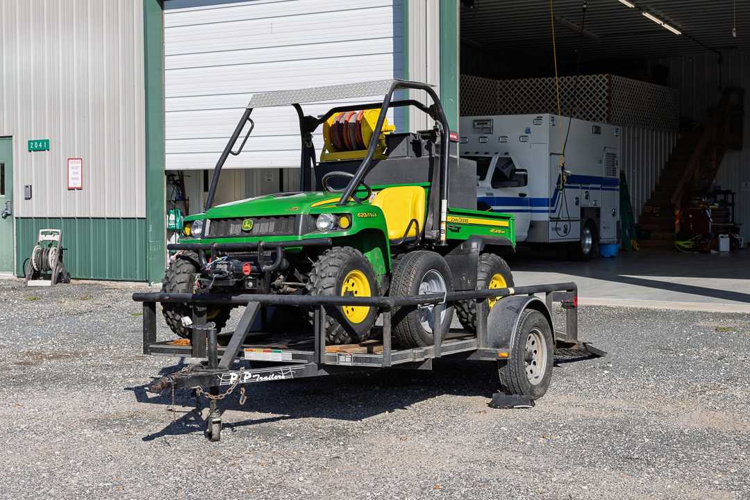 John Deere Gator 620i XUV 4x4