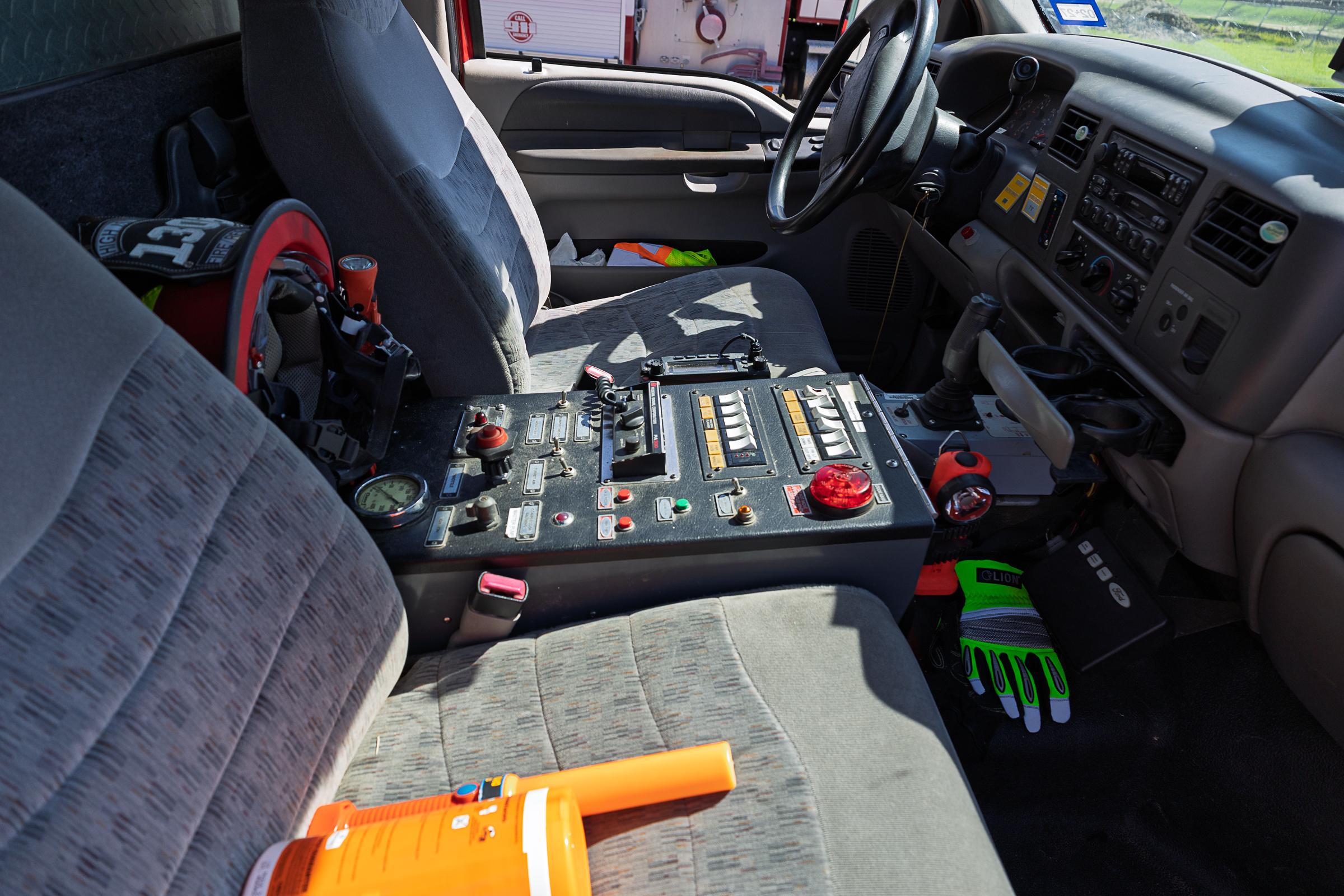 2000 E-One Ford 4x4 Light Rescue - image 24