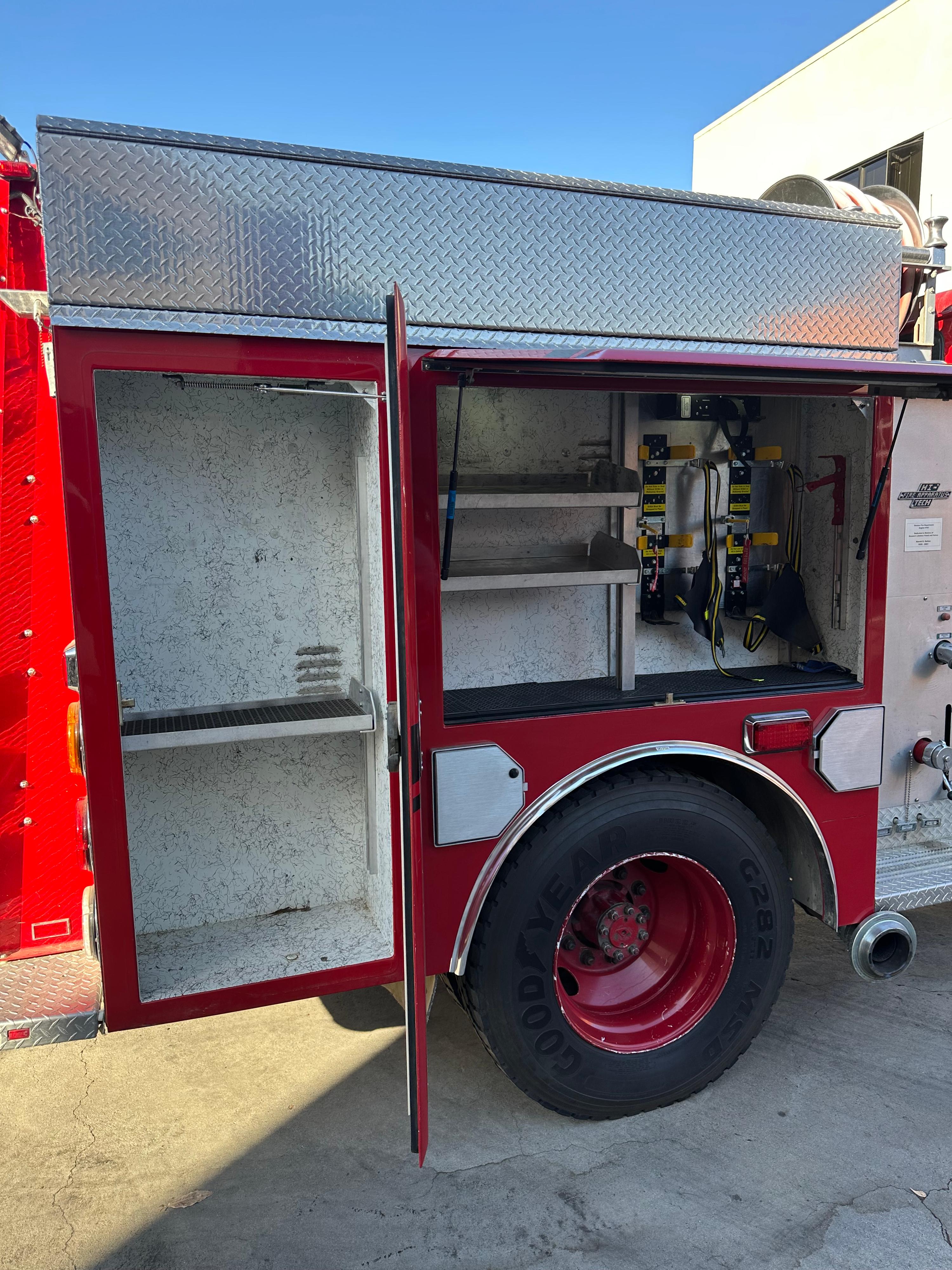 2000 International 4x4 Brush Truck - image 20