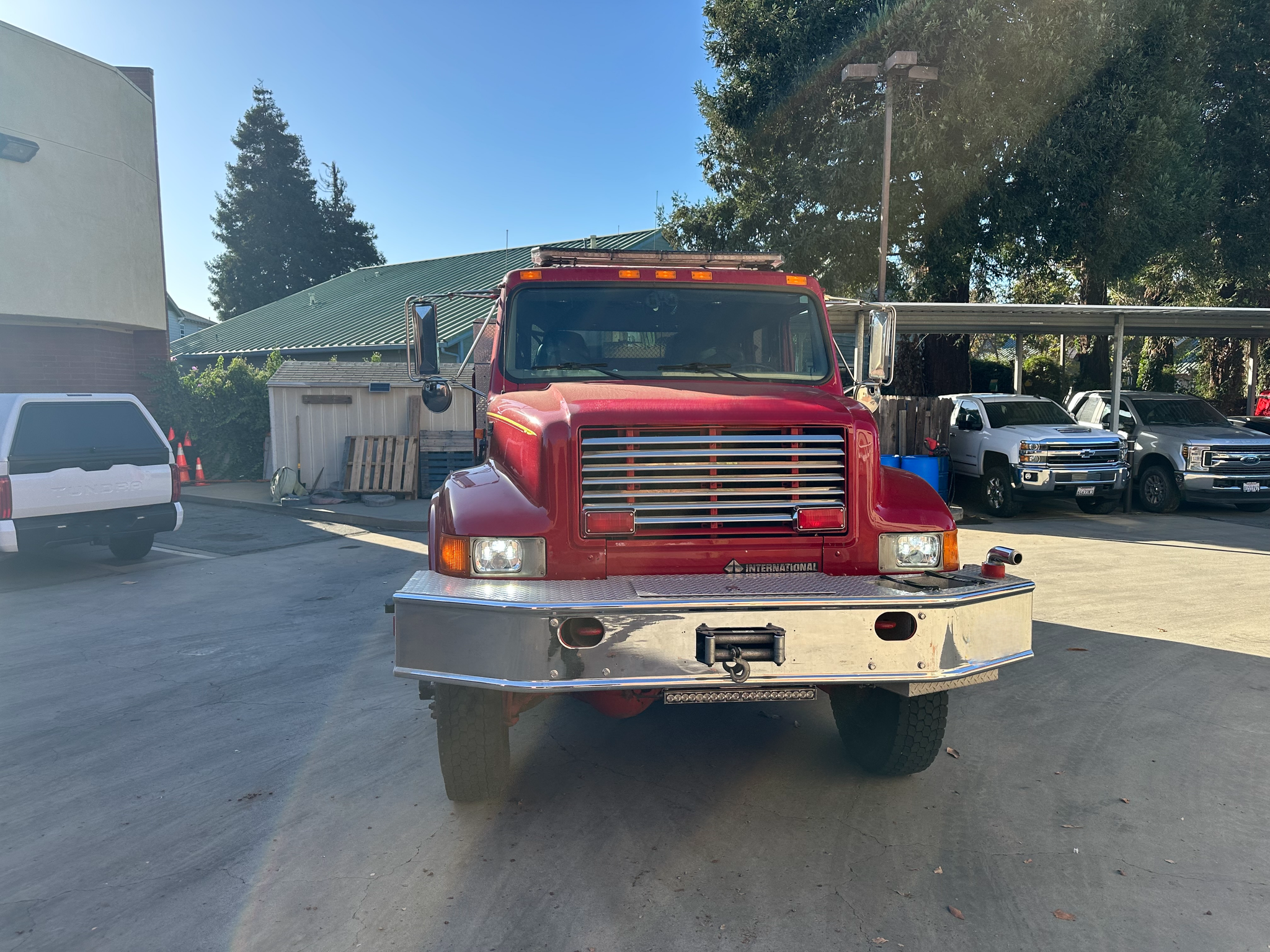 2000 International 4x4 Brush Truck - image 3