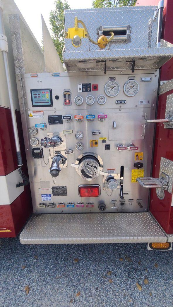 2005 KME 2800 Gallon Tanker - image 32