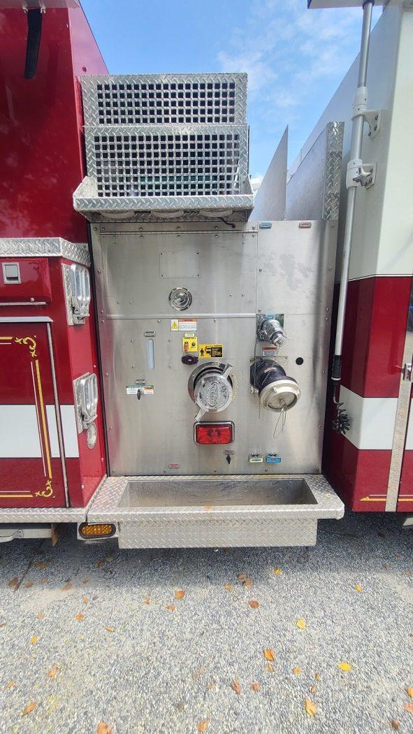 2005 KME 2800 Gallon Tanker - image 40