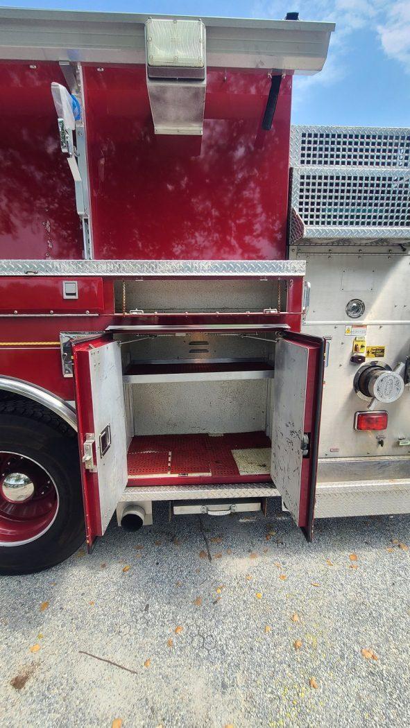 2005 KME 2800 Gallon Tanker - image 41