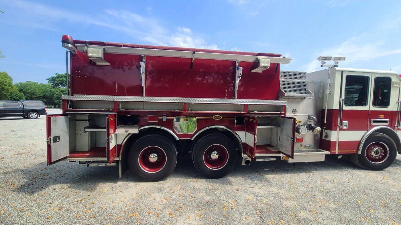 2005 KME 2800 Gallon Tanker - image 42