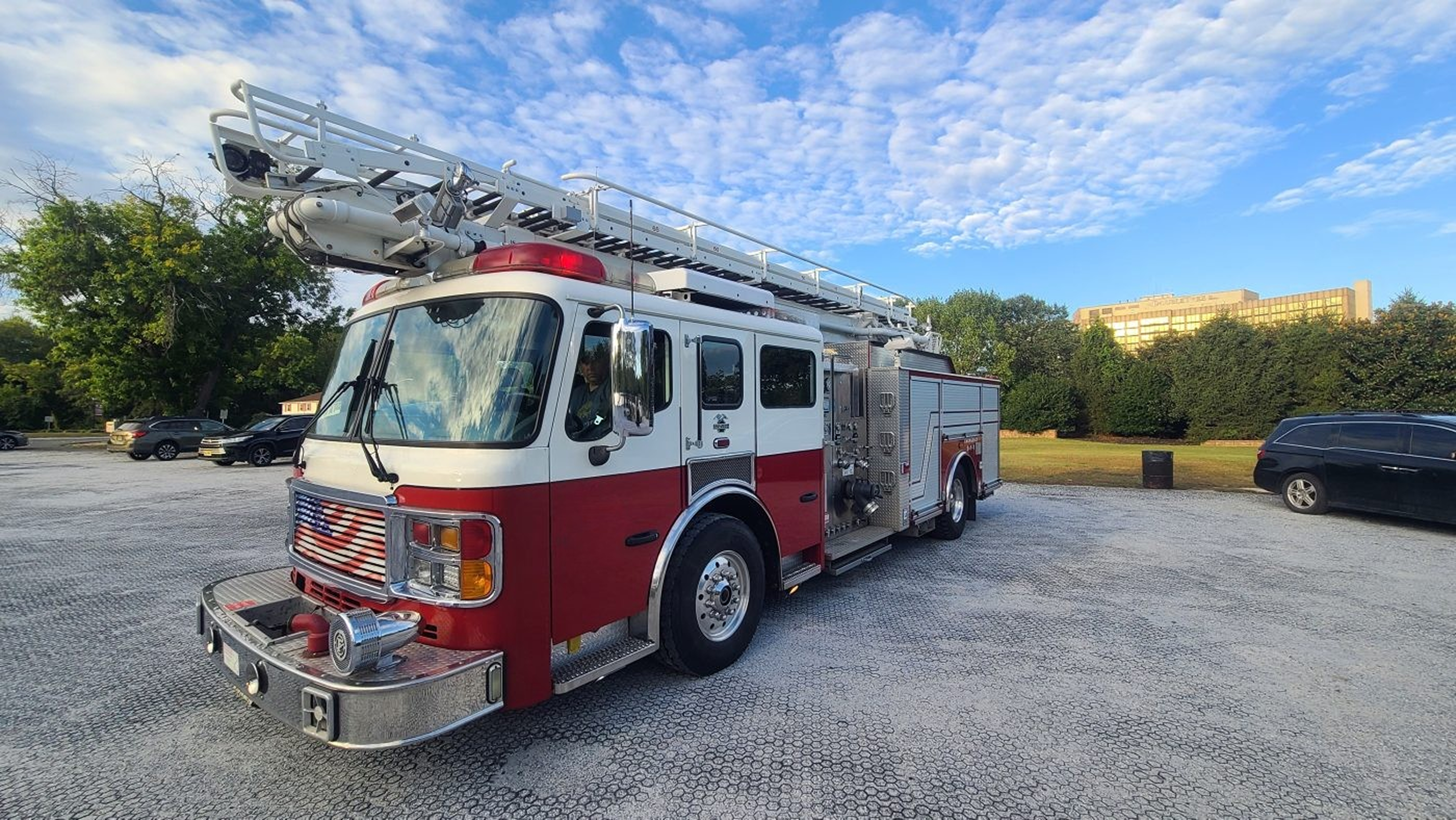 2005 American LaFrance 65’ Telesquirt - image 13