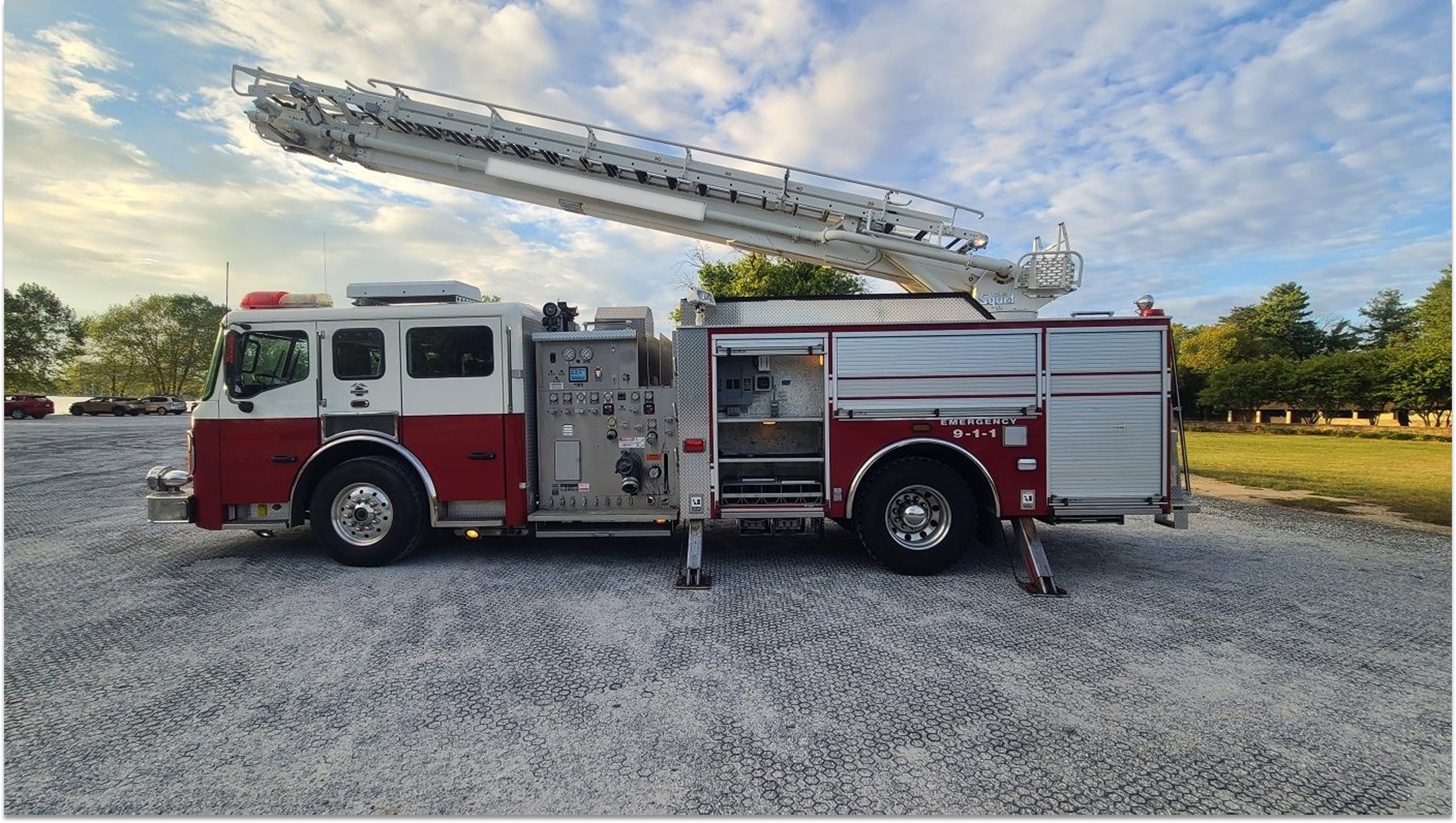 2005 American LaFrance 65’ Telesquirt - image 15