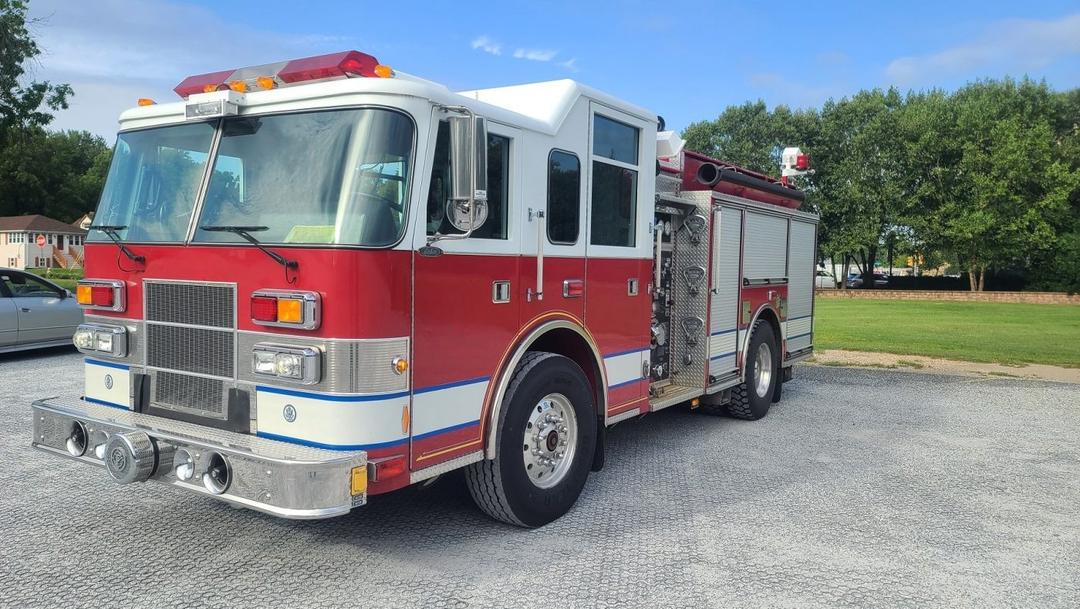 1999 Pierce Saber Pumper 