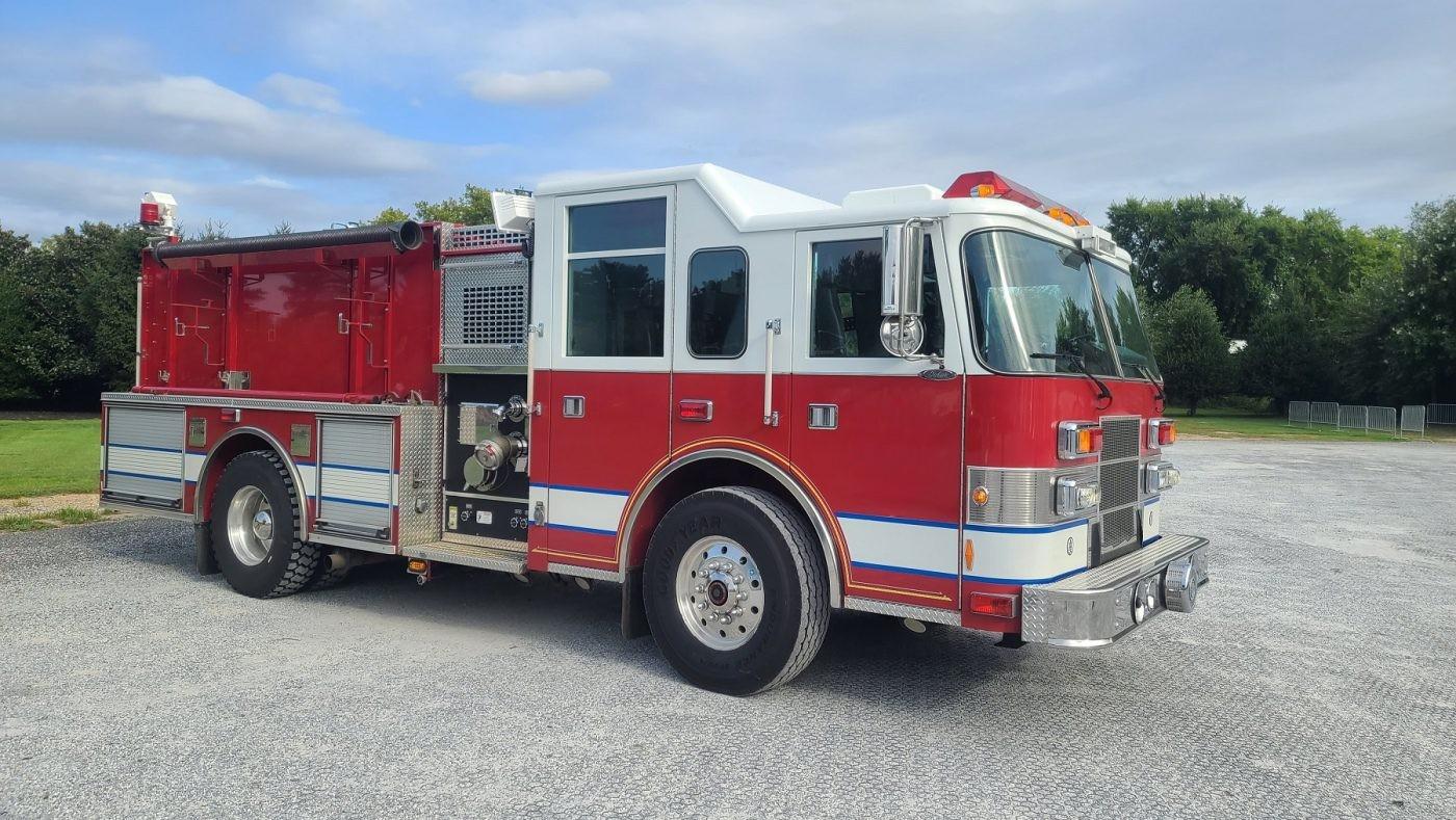 2000 Pierce Saber Pumper - image 2