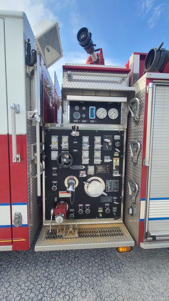 2000 Pierce Saber Pumper - image 7