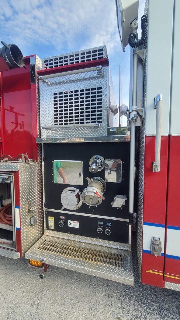 2000 Pierce Saber Pumper - image 8