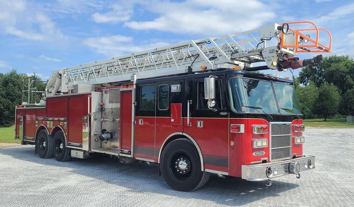 1998 Pierce 105' Quint - image 3