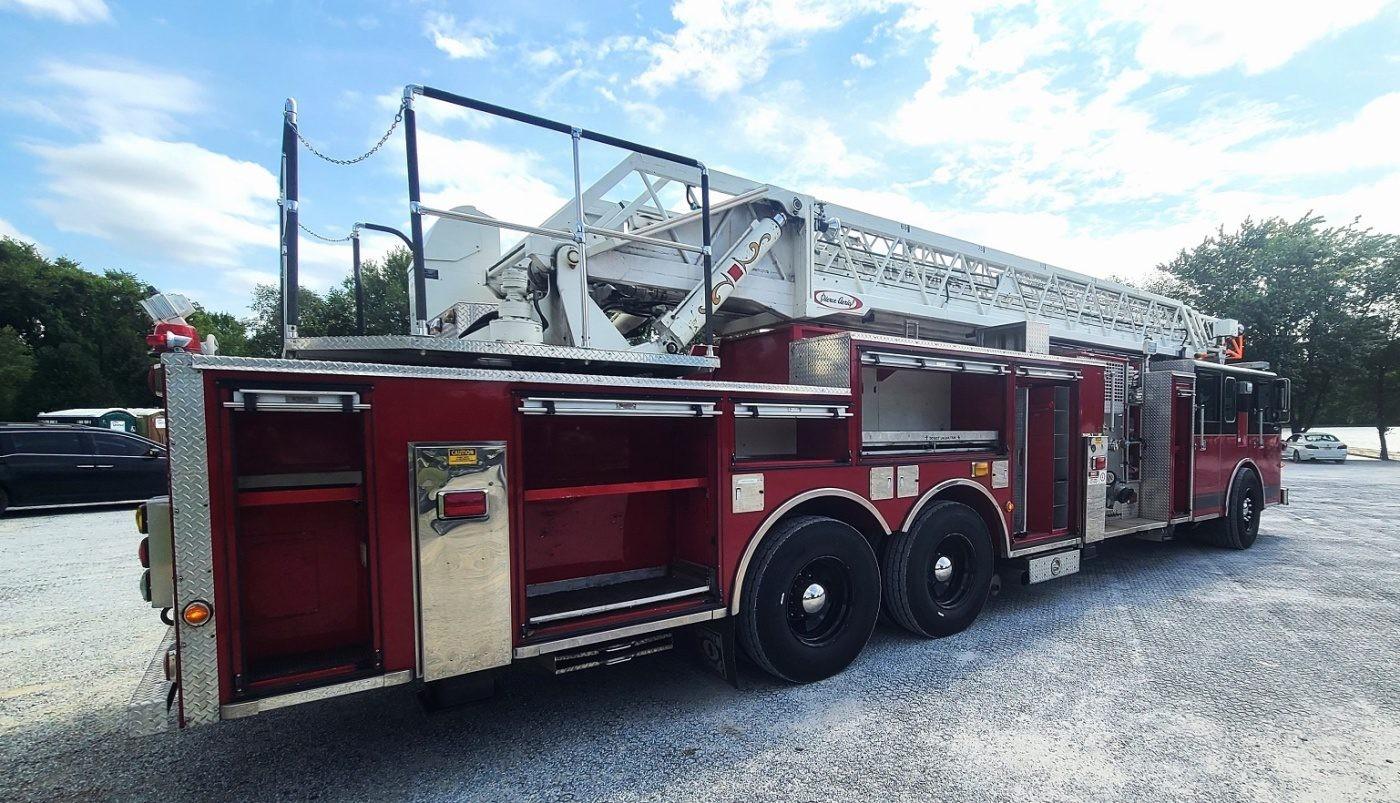 1998 Pierce 105' Quint - image 6