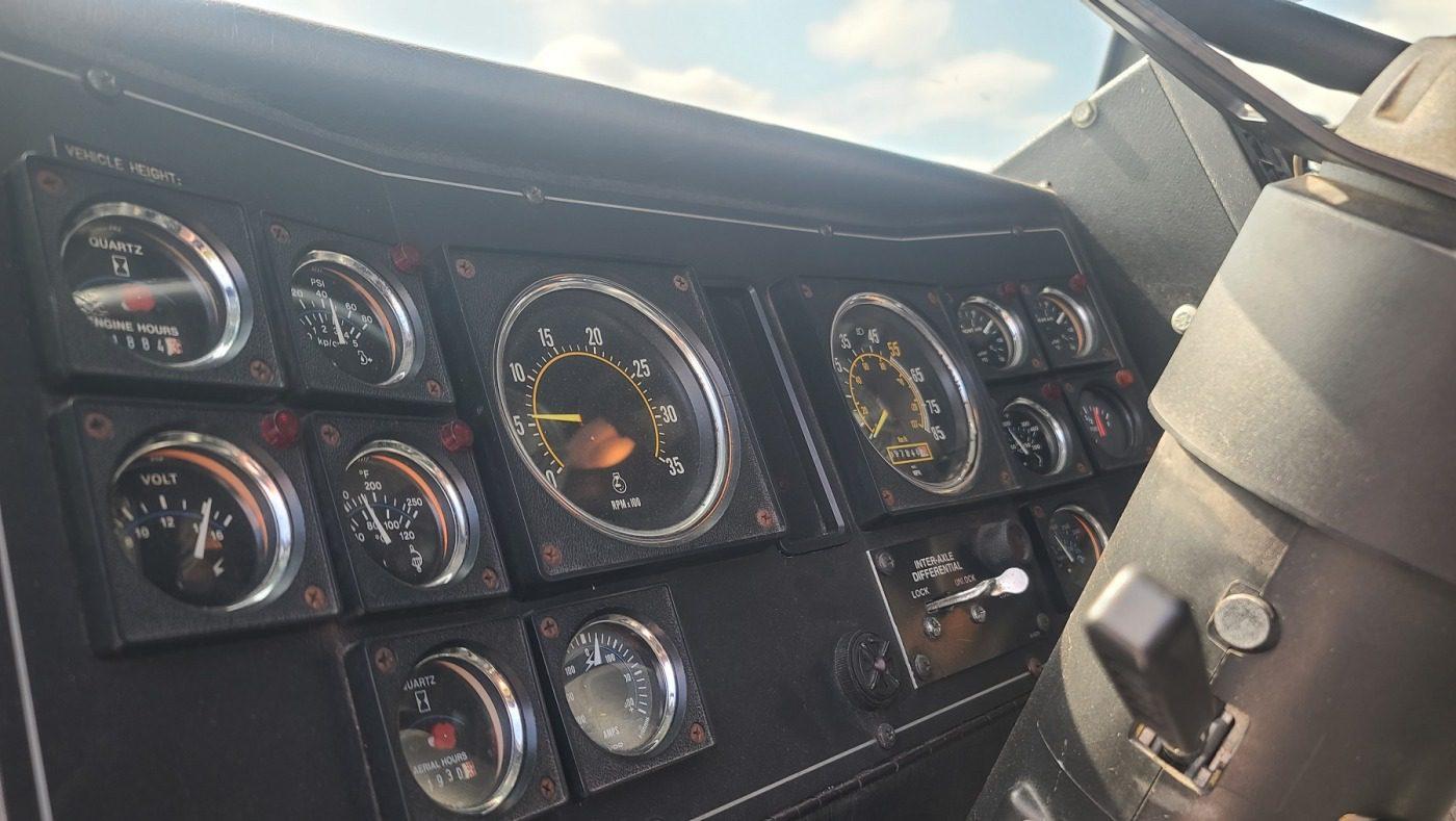 1998 Pierce 105' Quint - image 25